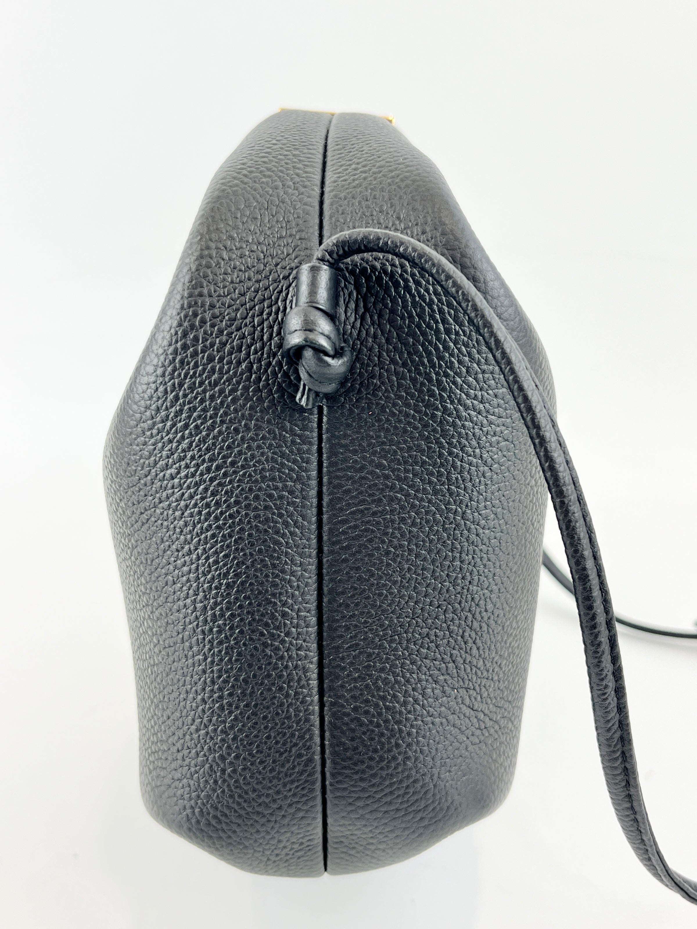 Beri Crossbody Bag Black Grained Calfskin