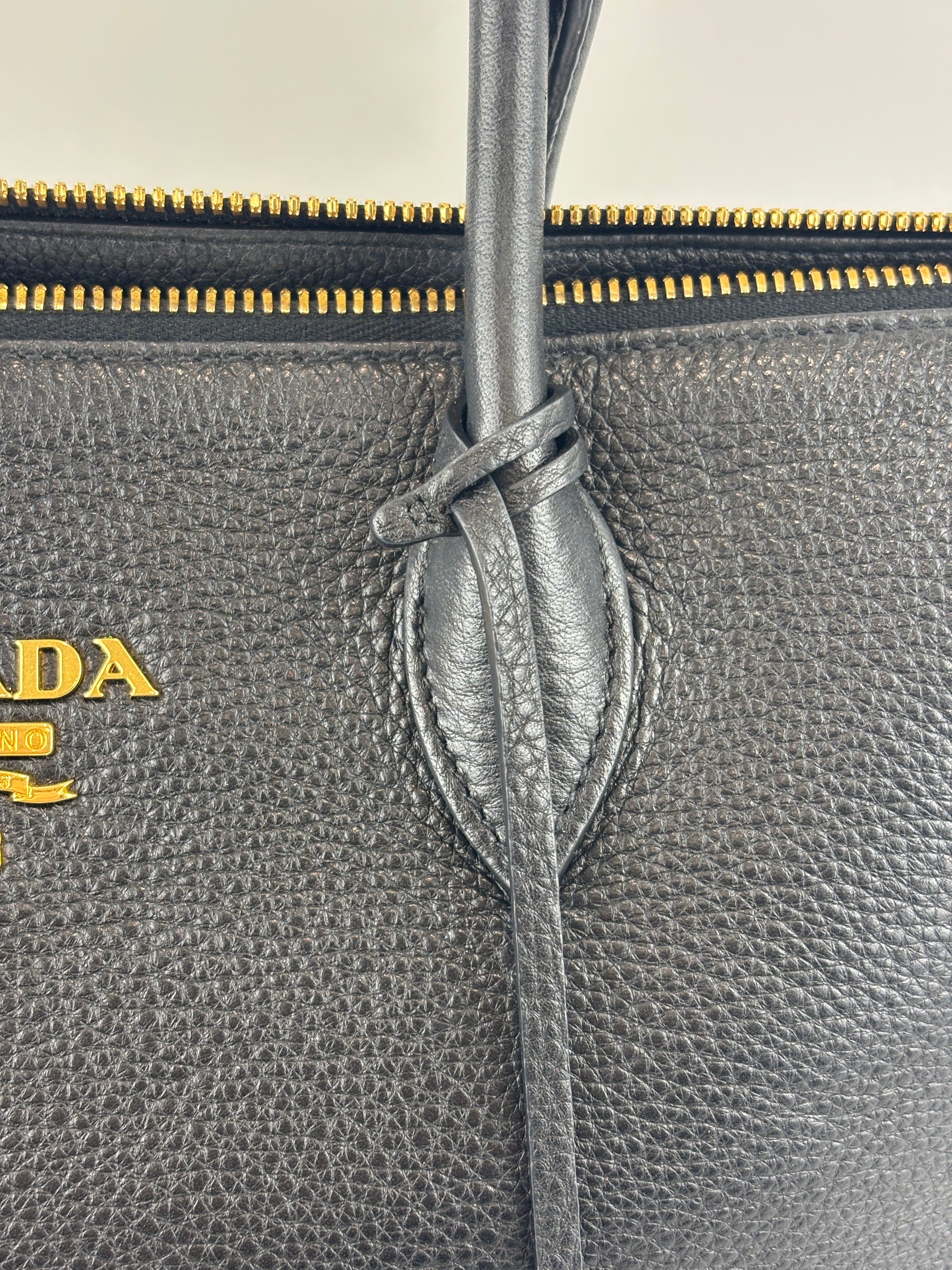 1BA063 Vitello Phenix Nero - Glampot