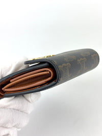Small Flap Wallet Triomphe inTriomphe Canvas - Glampot