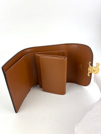 Small Flap Wallet Triomphe inTriomphe Canvas - Glampot