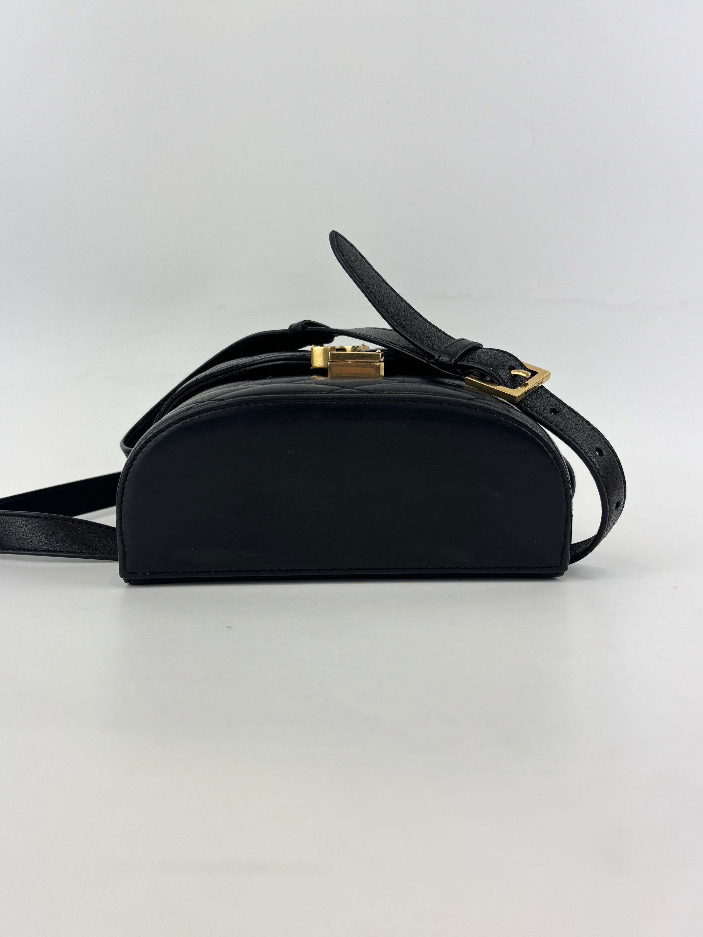 710080 June Box Quilted Leather Crossbody Black GHW