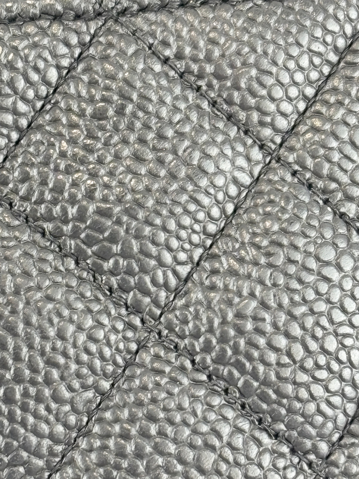 Wallet on Chain in Black Caviar GHW