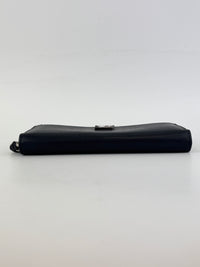 M62622 Lockme Zippy Wallet Black