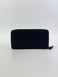 M62622 Lockme Zippy Wallet Black