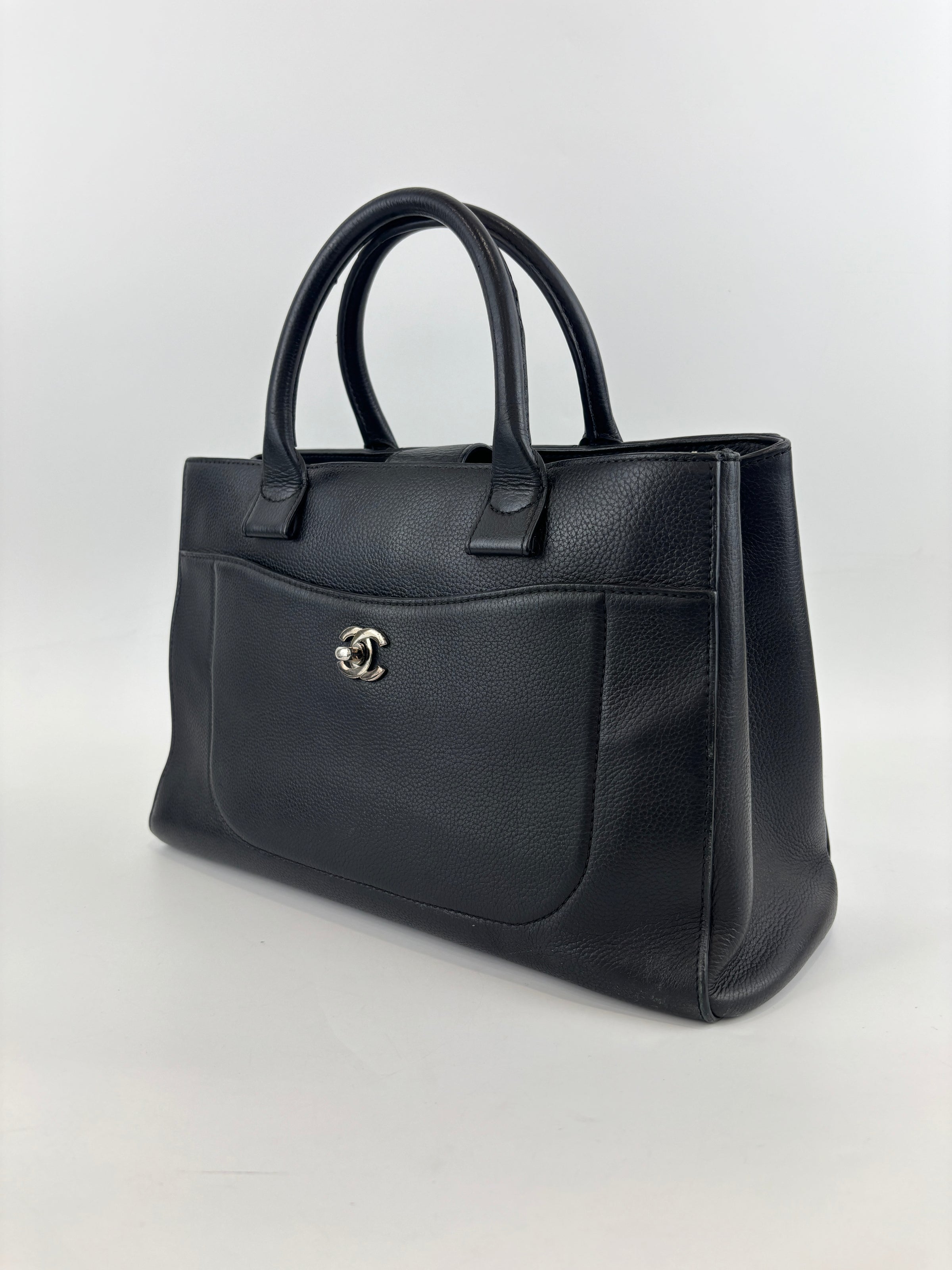 Small Neo Executive Tote Black GHW