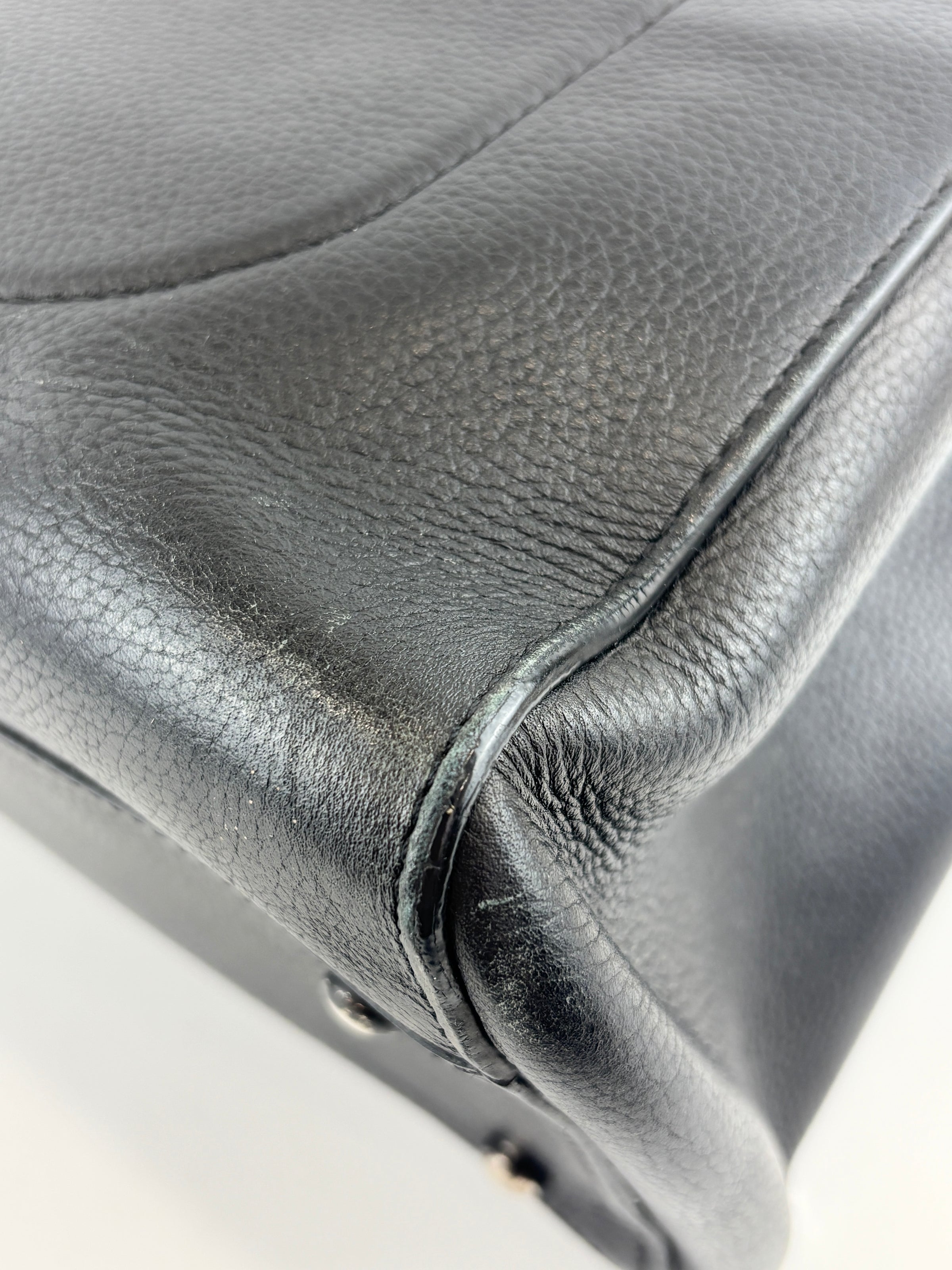Small Neo Executive Tote Black GHW