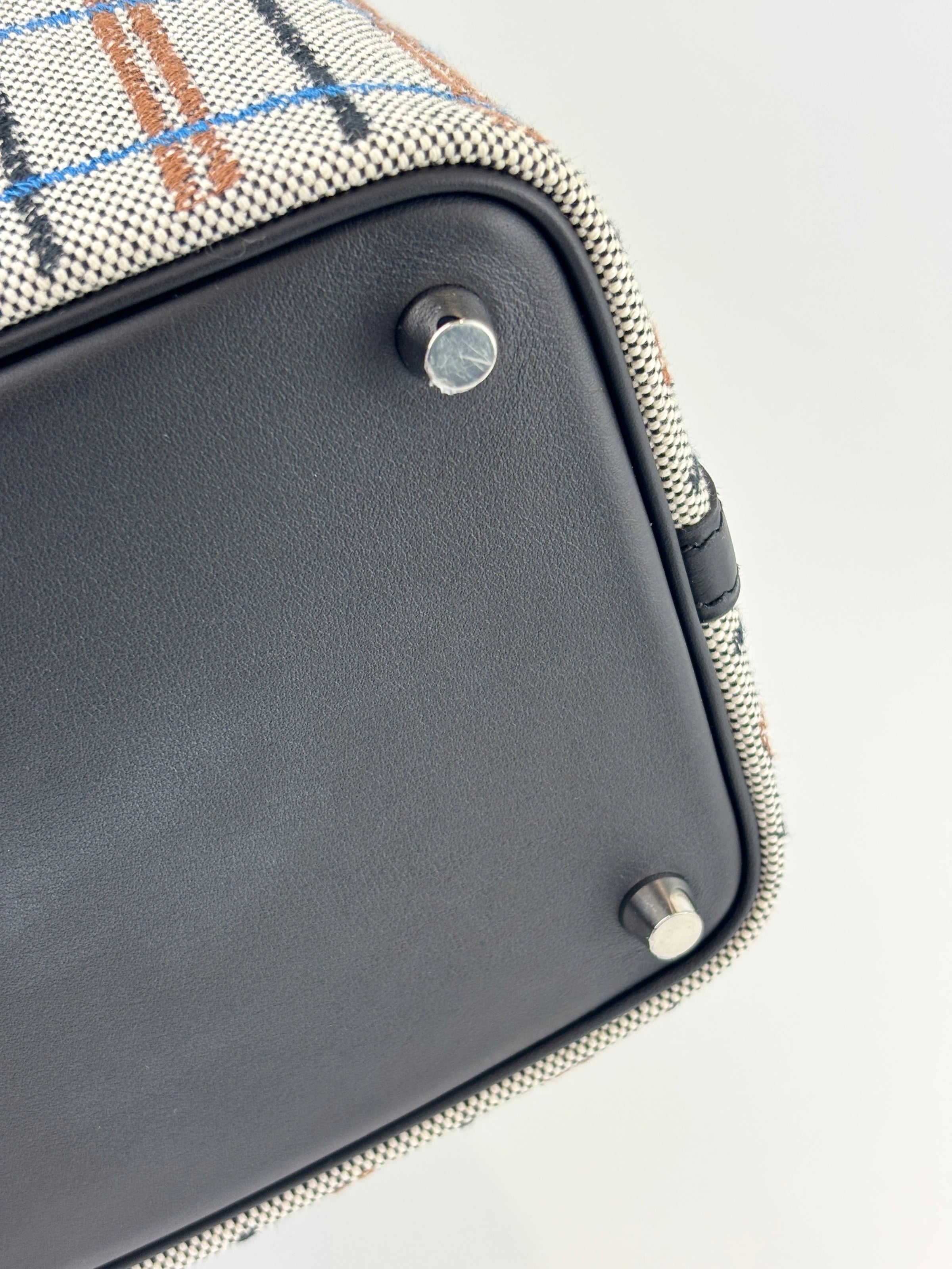 Picotin Lock 18 Broderie Couverture Carre Toile H écru / noir / fauve / noir / bleu Zanzibar - Glampot