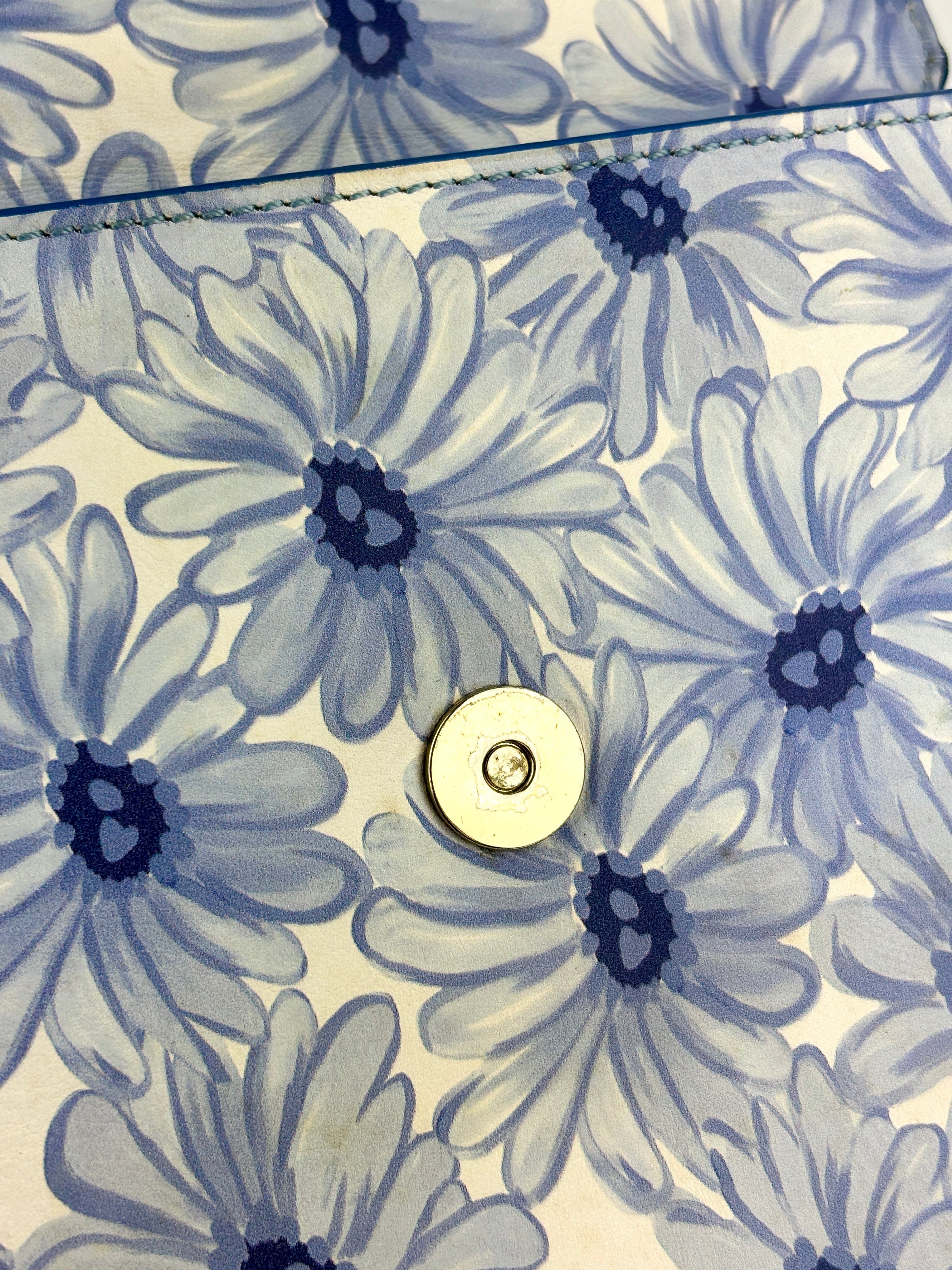 Le Grand Chiquito Bag In Print Blue Flowers