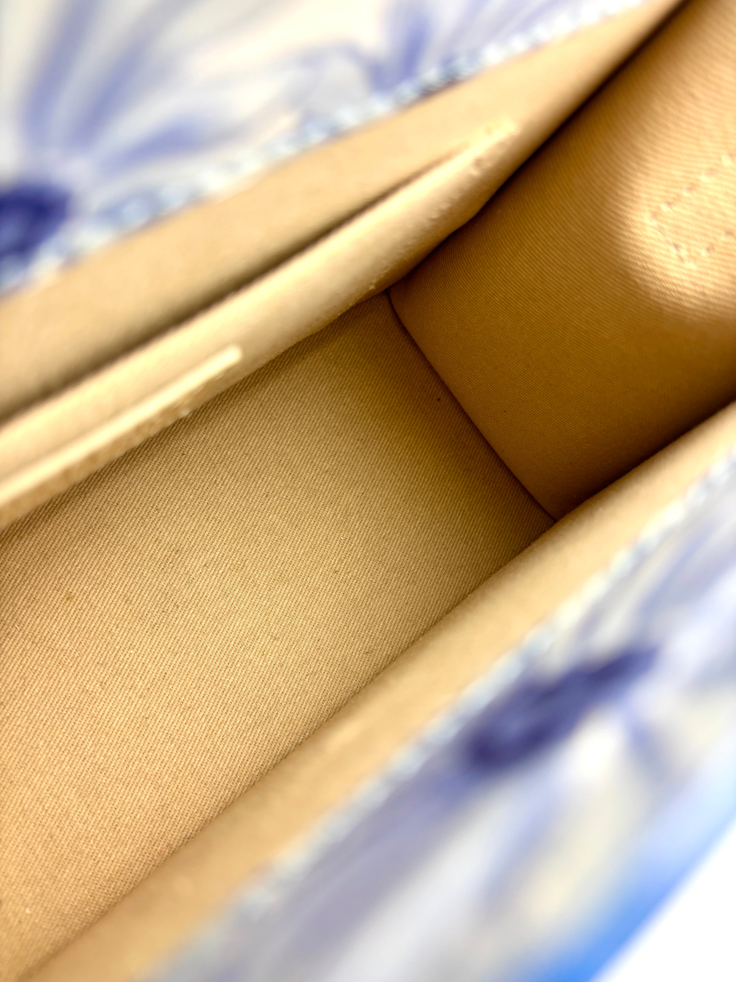 Le Grand Chiquito Bag In Print Blue Flowers