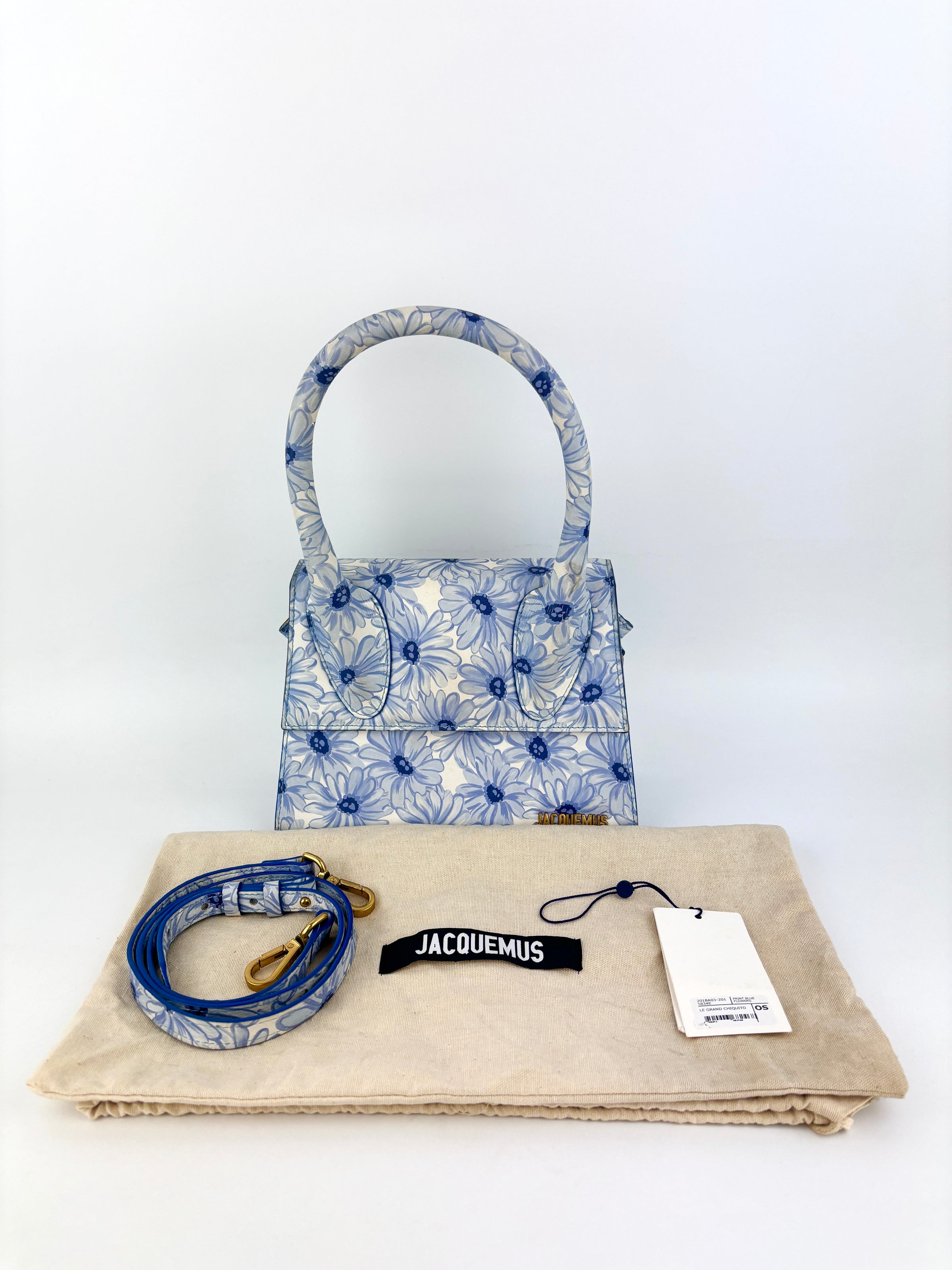 Le Grand Chiquito Bag In Print Blue Flowers