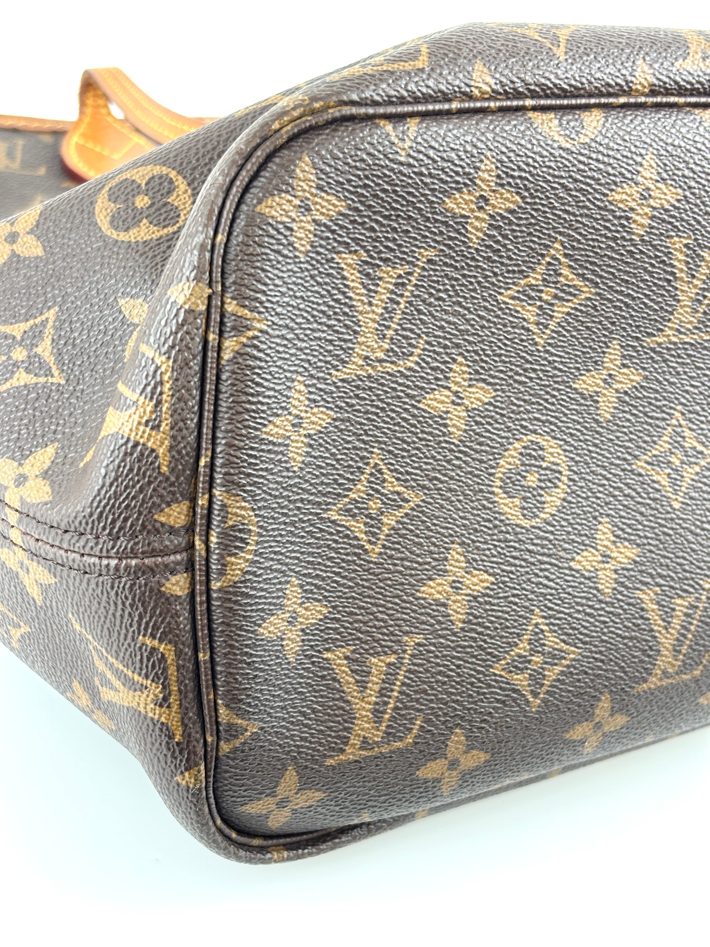 Monogram Canvas Neverfull MM