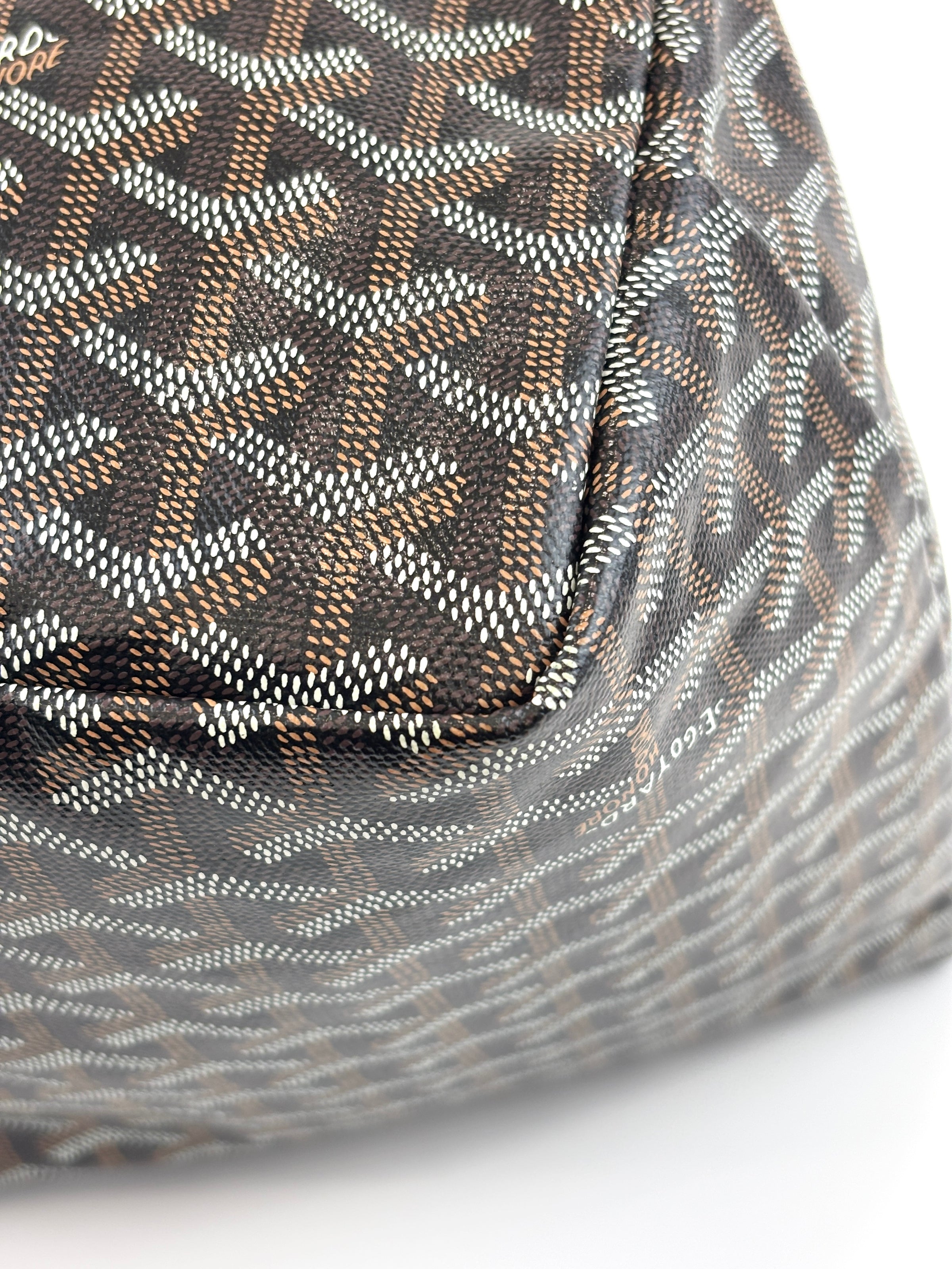 Saint Louis PM in Black