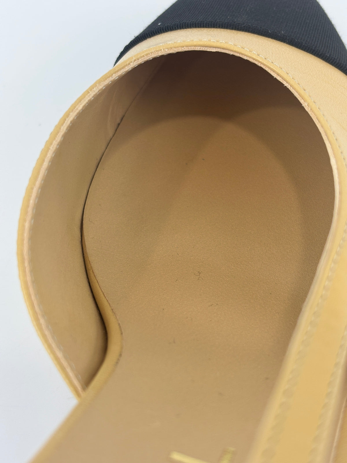 Goatskin Grosgrain Cap Toe CC Slingback Pumps Beige Black Size 37.5