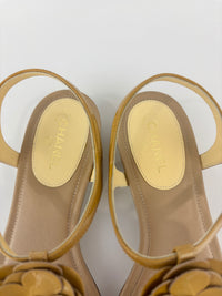 Beige Patent Leather Camellia Flower T-Strap Thong Sandals Size 37C