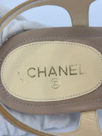 Beige Patent Leather Camellia Flower T-Strap Thong Sandals Size 37C