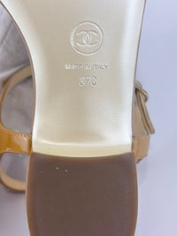 Beige Patent Leather Camellia Flower T-Strap Thong Sandals Size 37C