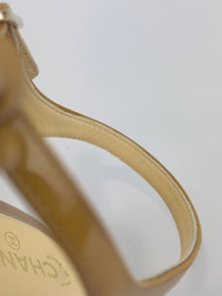 Beige Patent Leather Camellia Flower T-Strap Thong Sandals Size 37C