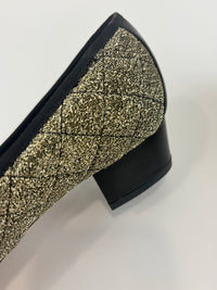 Vara Bow Accent Pumps Gold & Black Metallic Fabric Black Patent Leather Size 6D