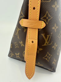 M46203 CarryAll PM Monogram Canvas (RFID)