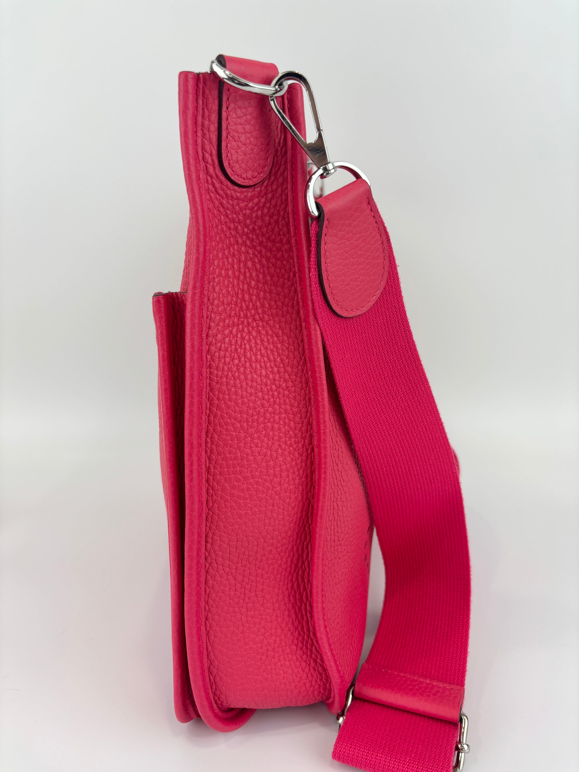 Evelyne 29 Rose Extreme SHW Taurillon Clemence Leather