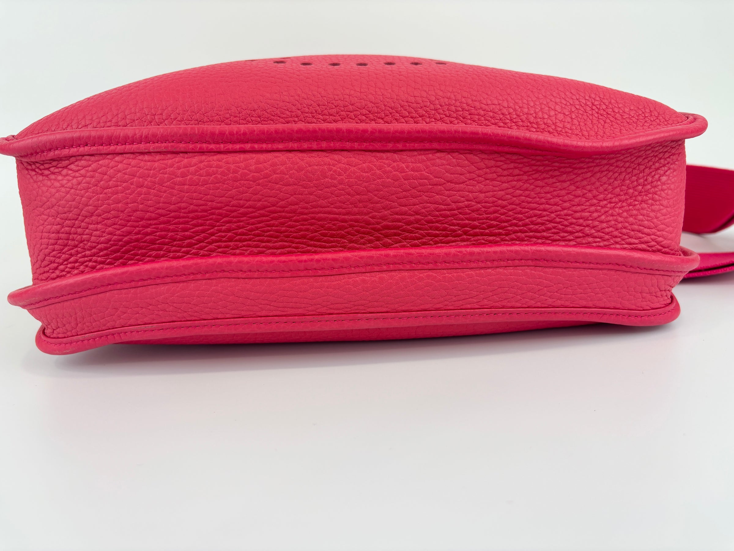 Evelyne 29 Rose Extreme SHW Taurillon Clemence Leather