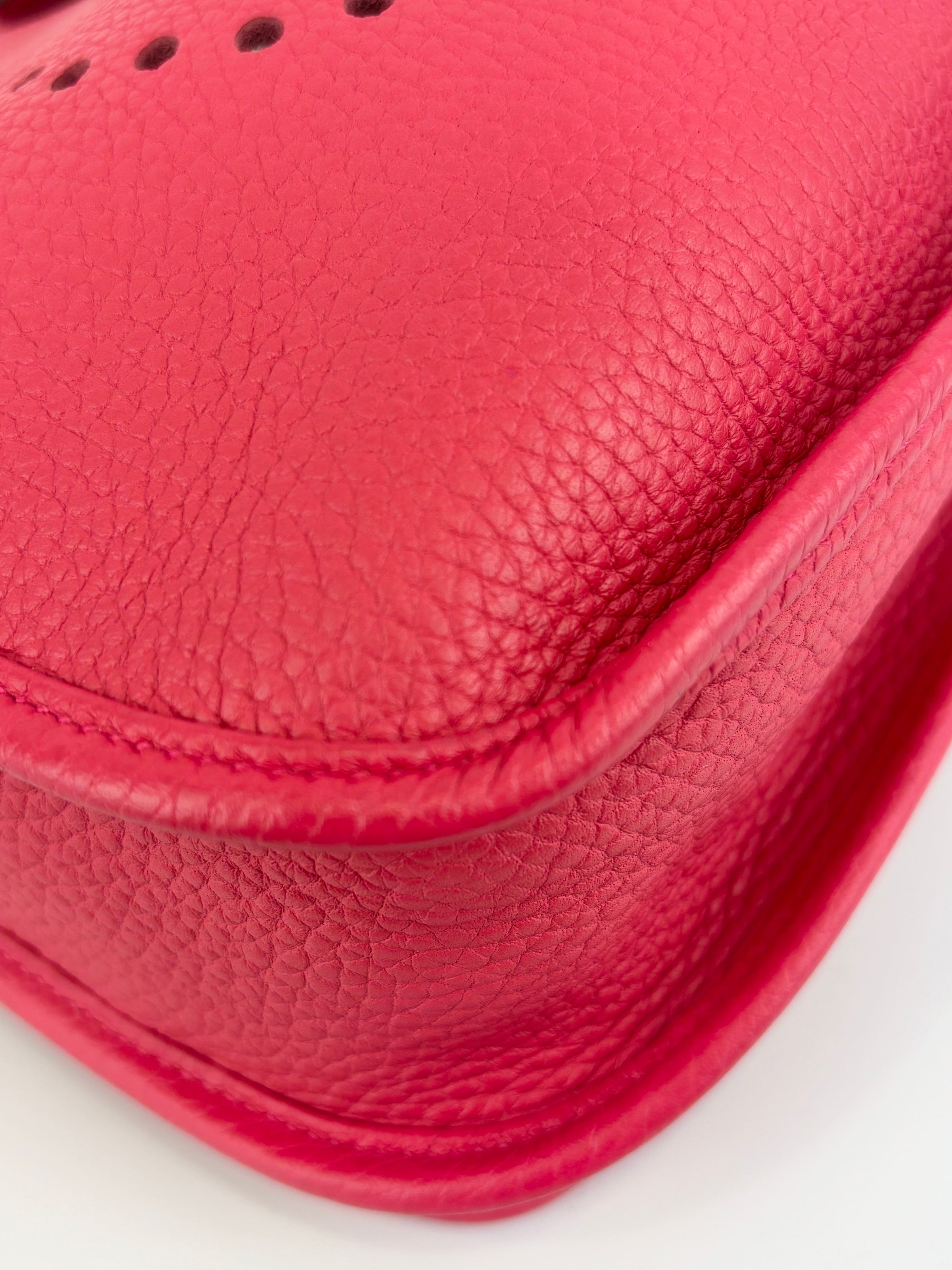 Evelyne 29 Rose Extreme SHW Taurillon Clemence Leather