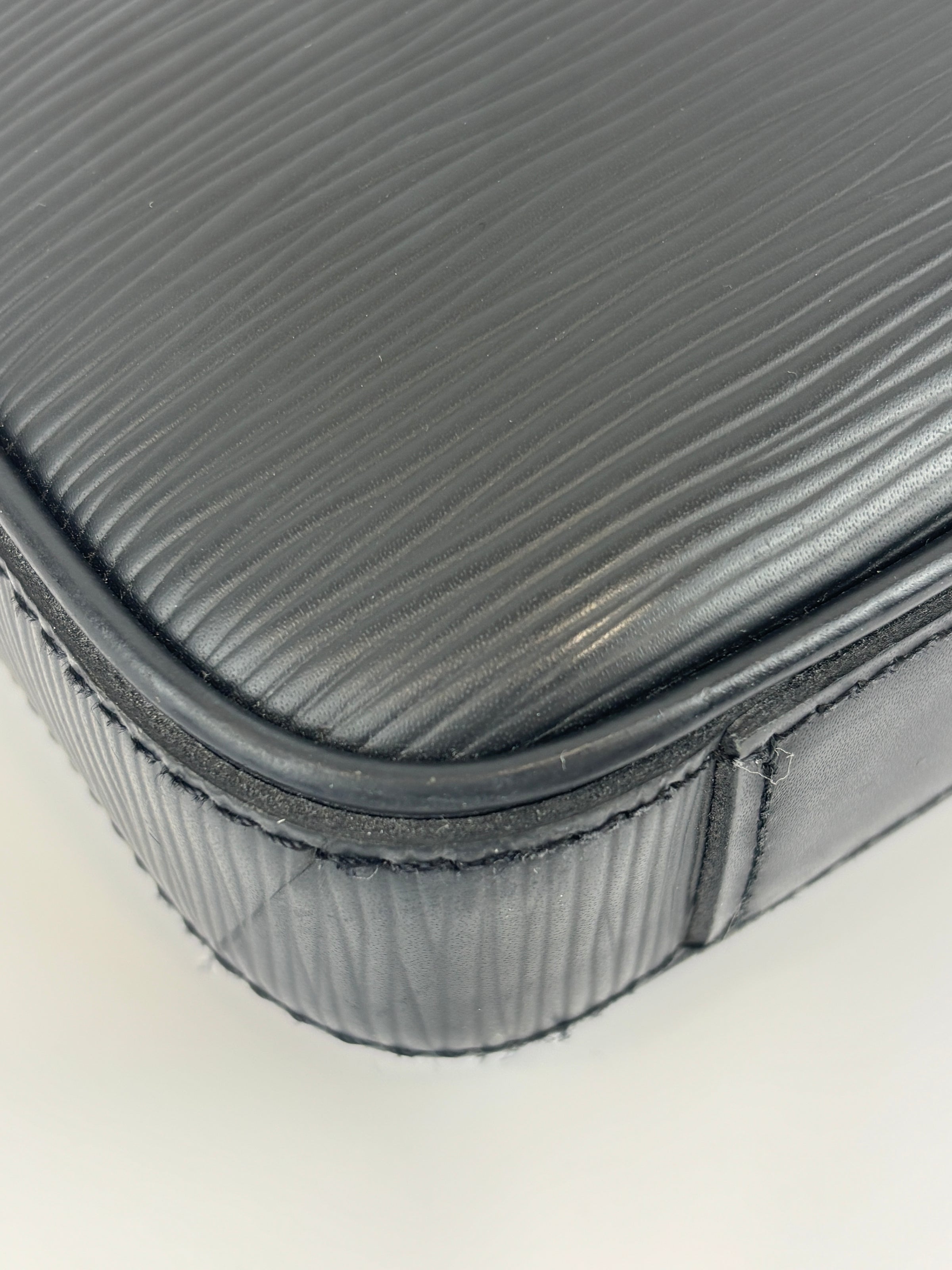 Dandy PM Noir Epi Briefcase
