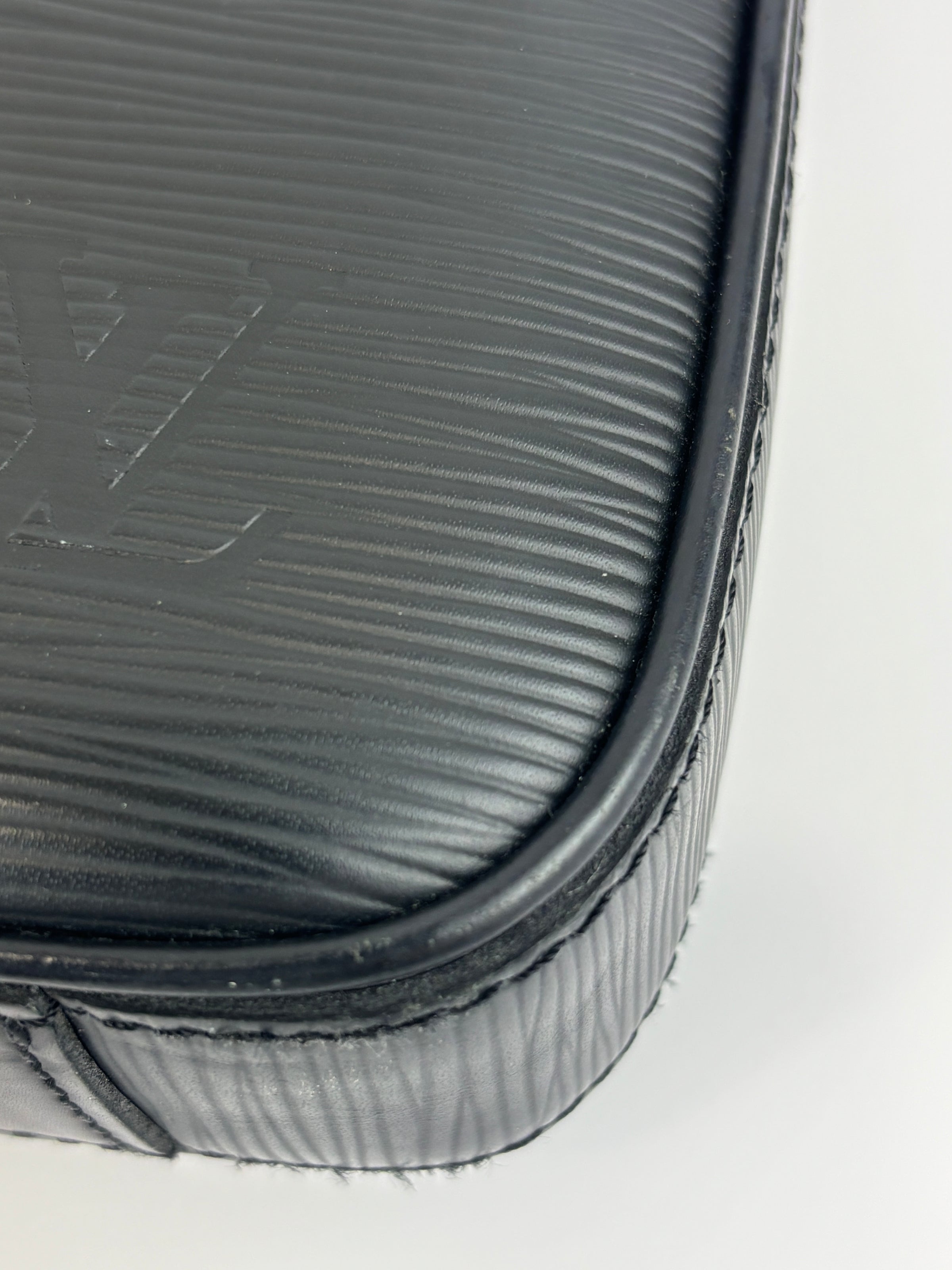 Dandy PM Noir Epi Briefcase