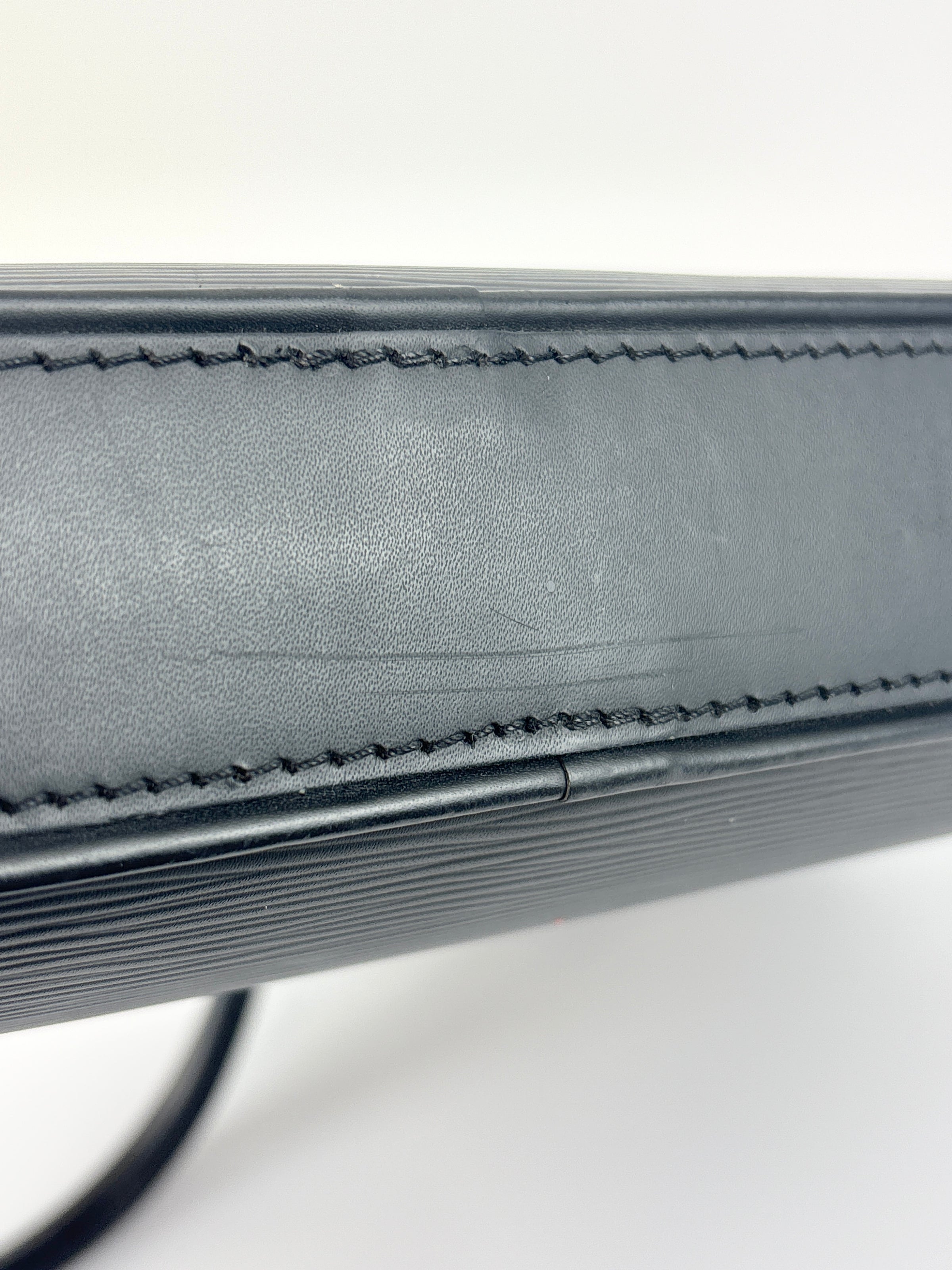 Dandy PM Noir Epi Briefcase