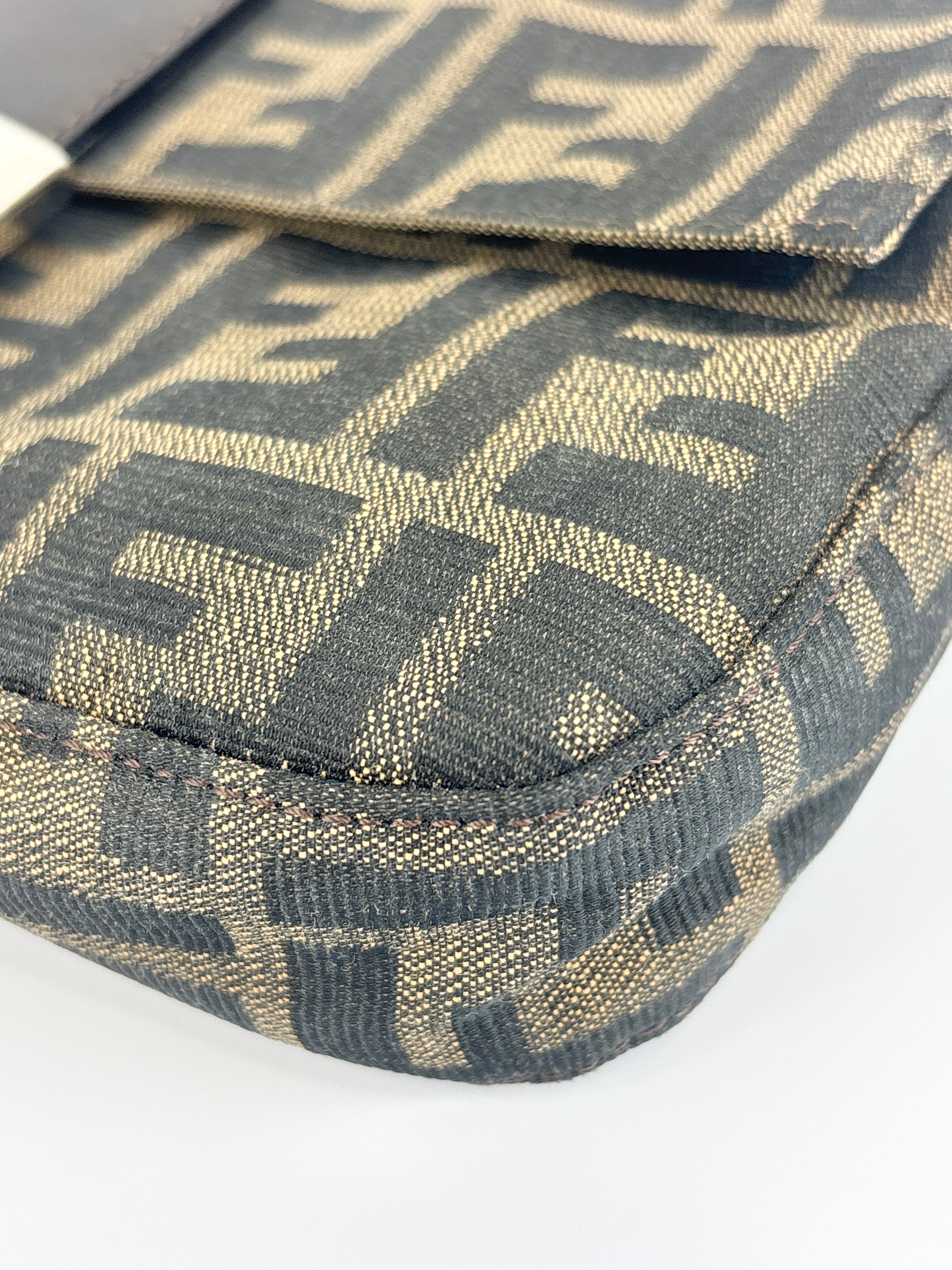 Zucca Tobacco Baguette Shoulder Bag