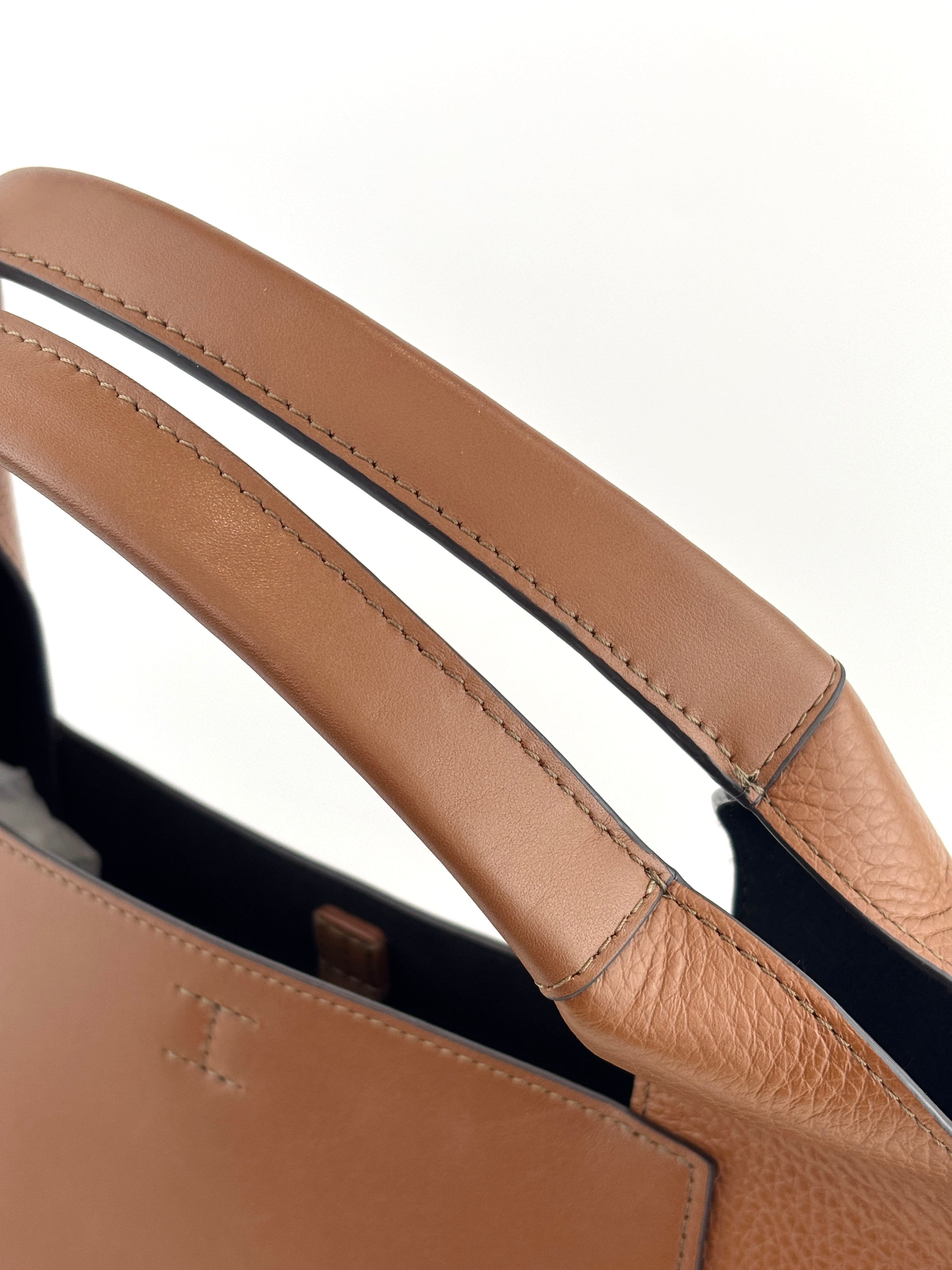 Gilda Tote L in Brown