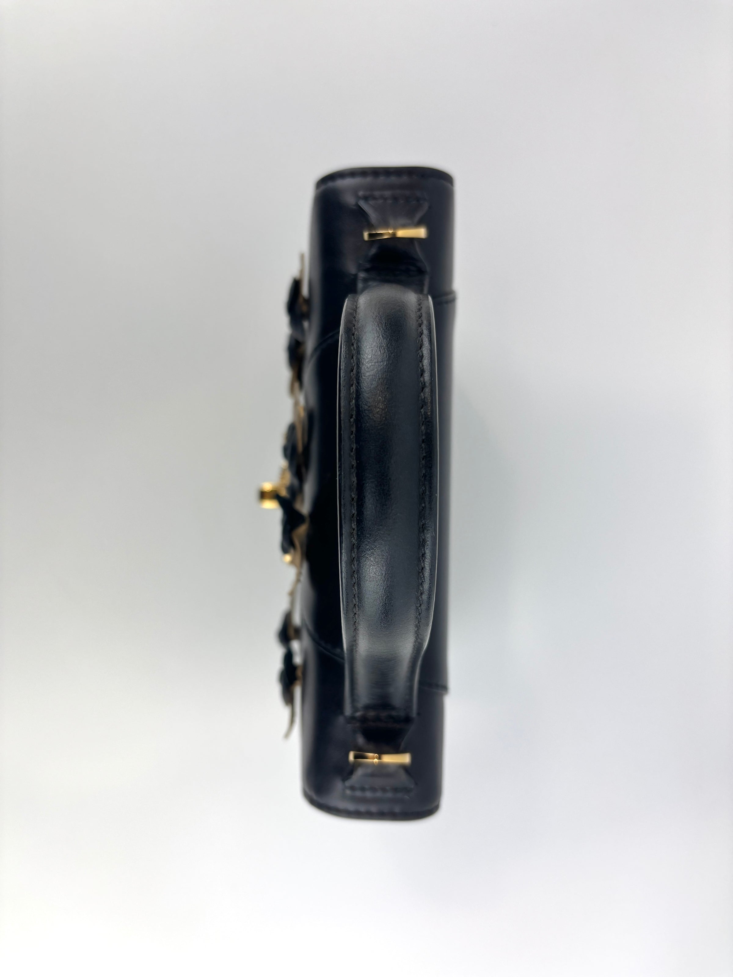 Virtus 3D Flower Small Top Handle Bag Black - Glampot