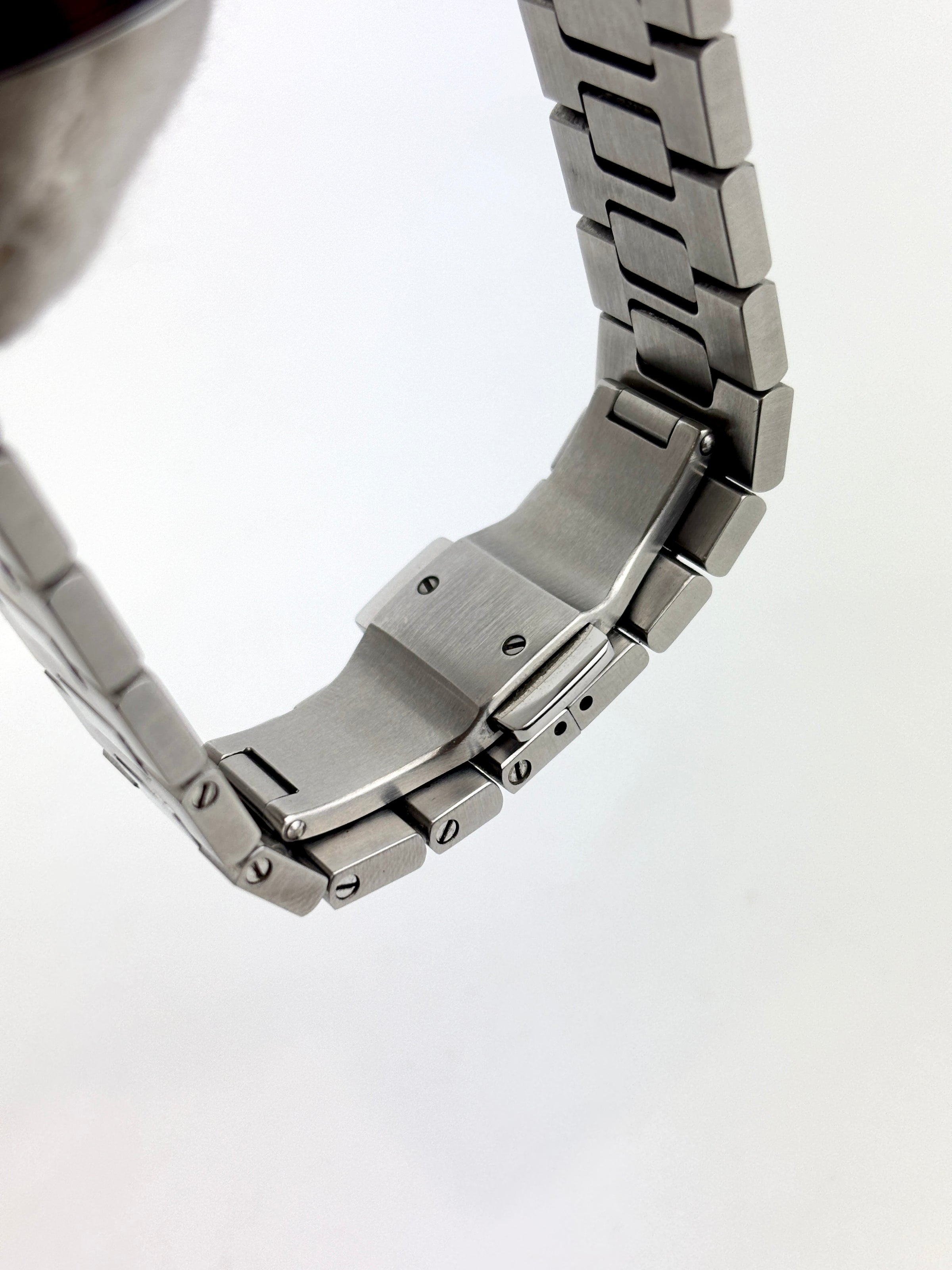 BR05 Black Steel 40mm