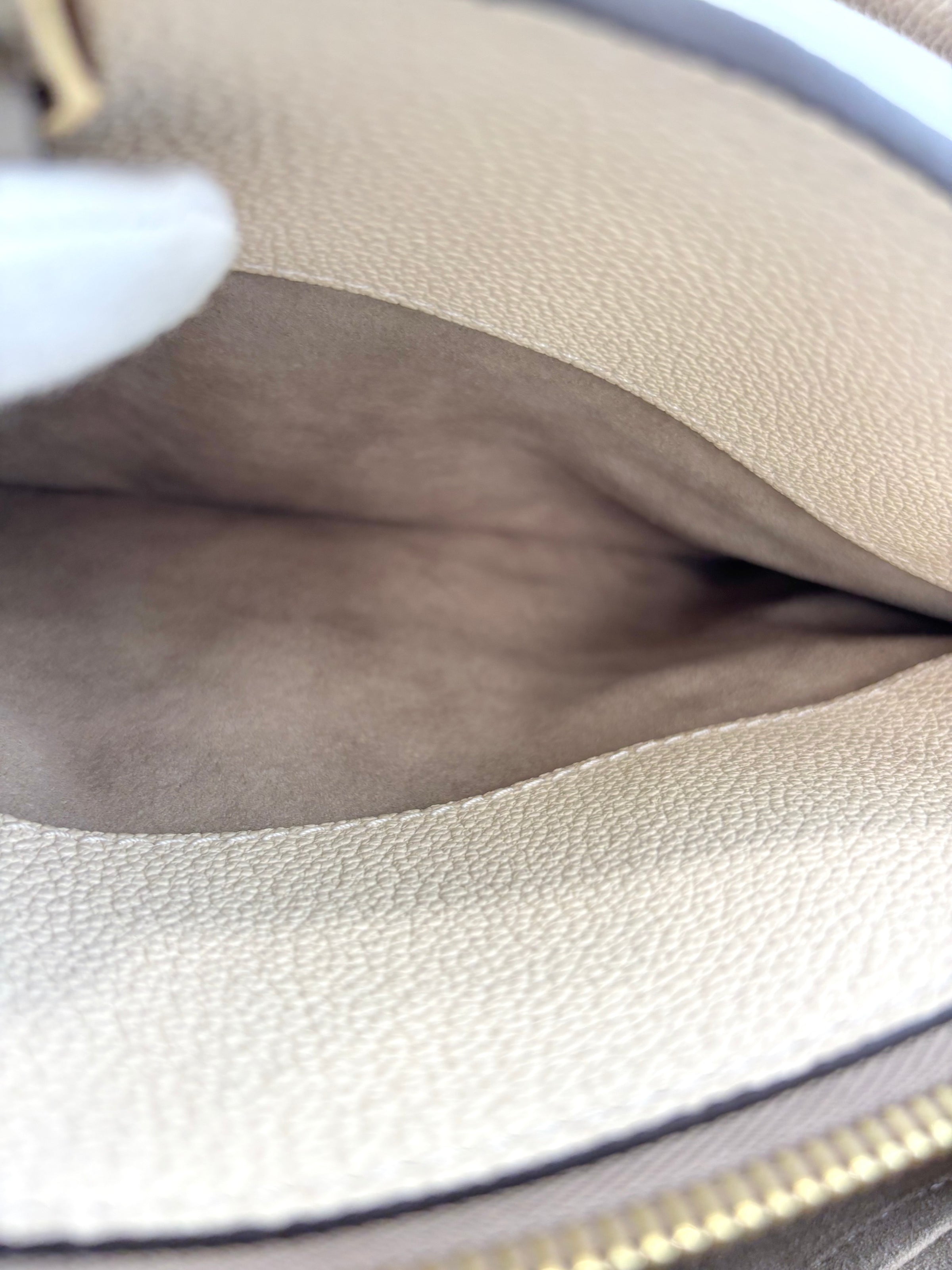 M58914 Petit Palais in Tourterelle/Crème - Glampot