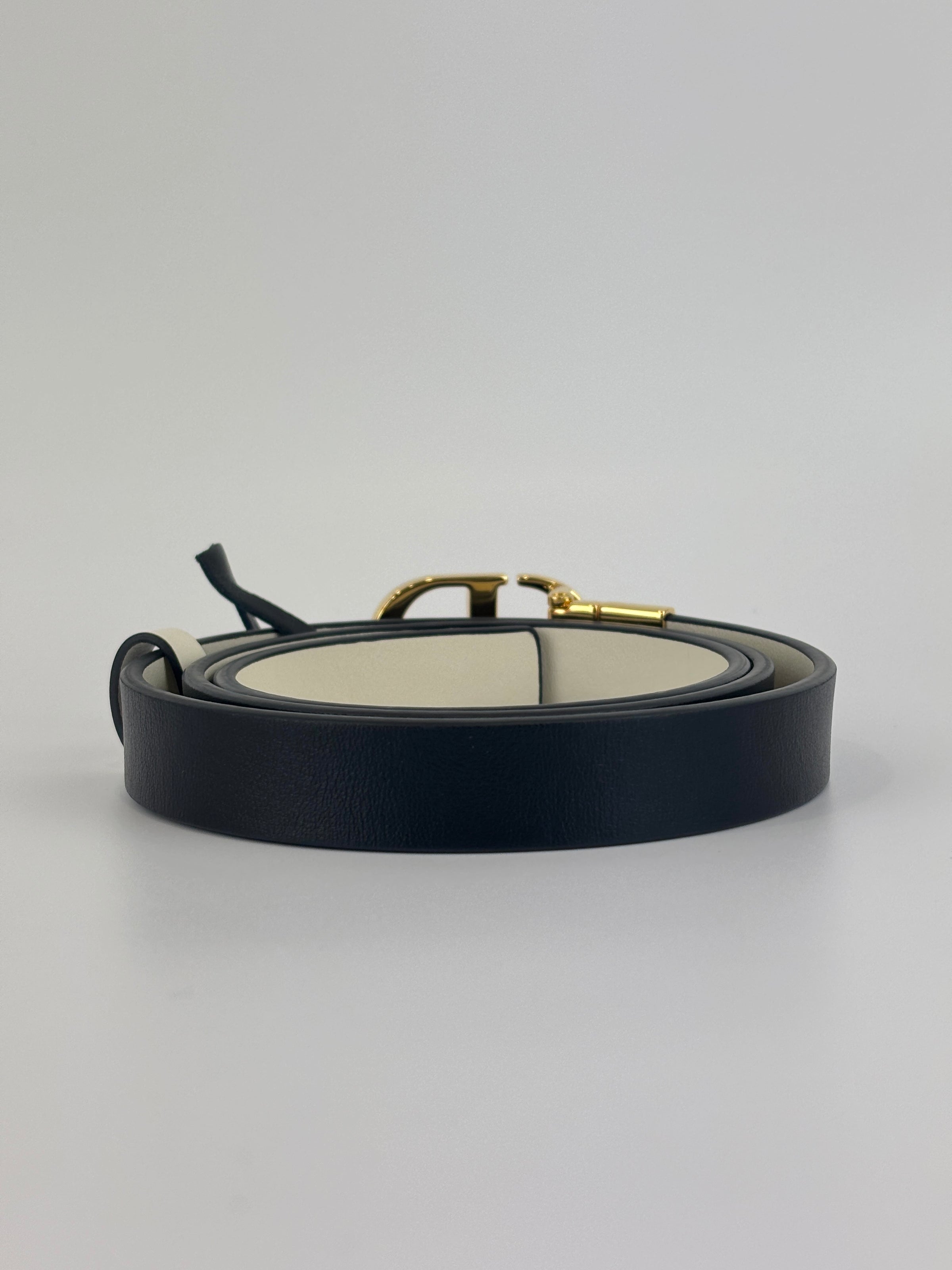 30 Montaigne Reversible Belt Black Size 85