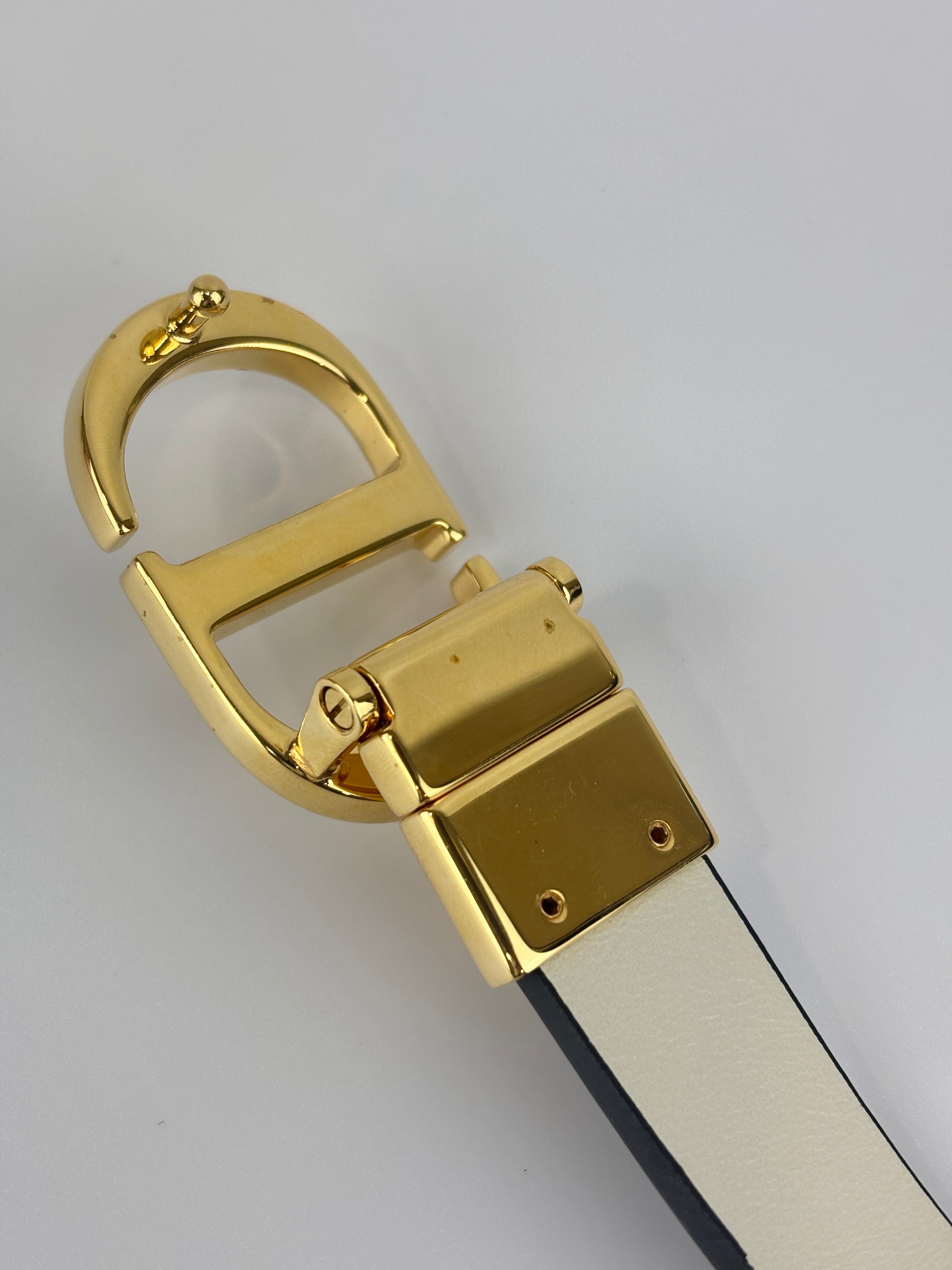 30 Montaigne Reversible Belt Black Size 85