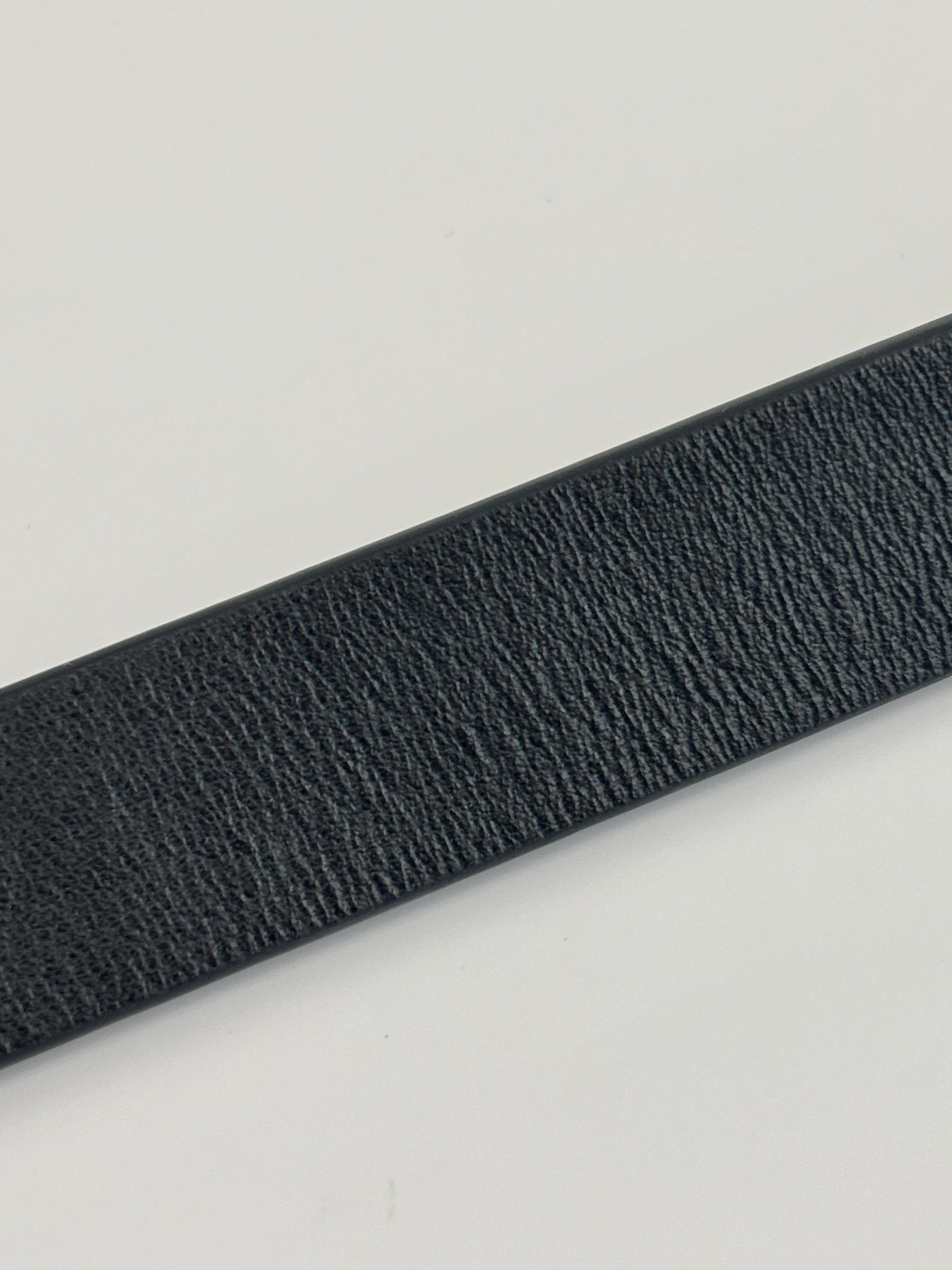30 Montaigne Reversible Belt Black Size 85