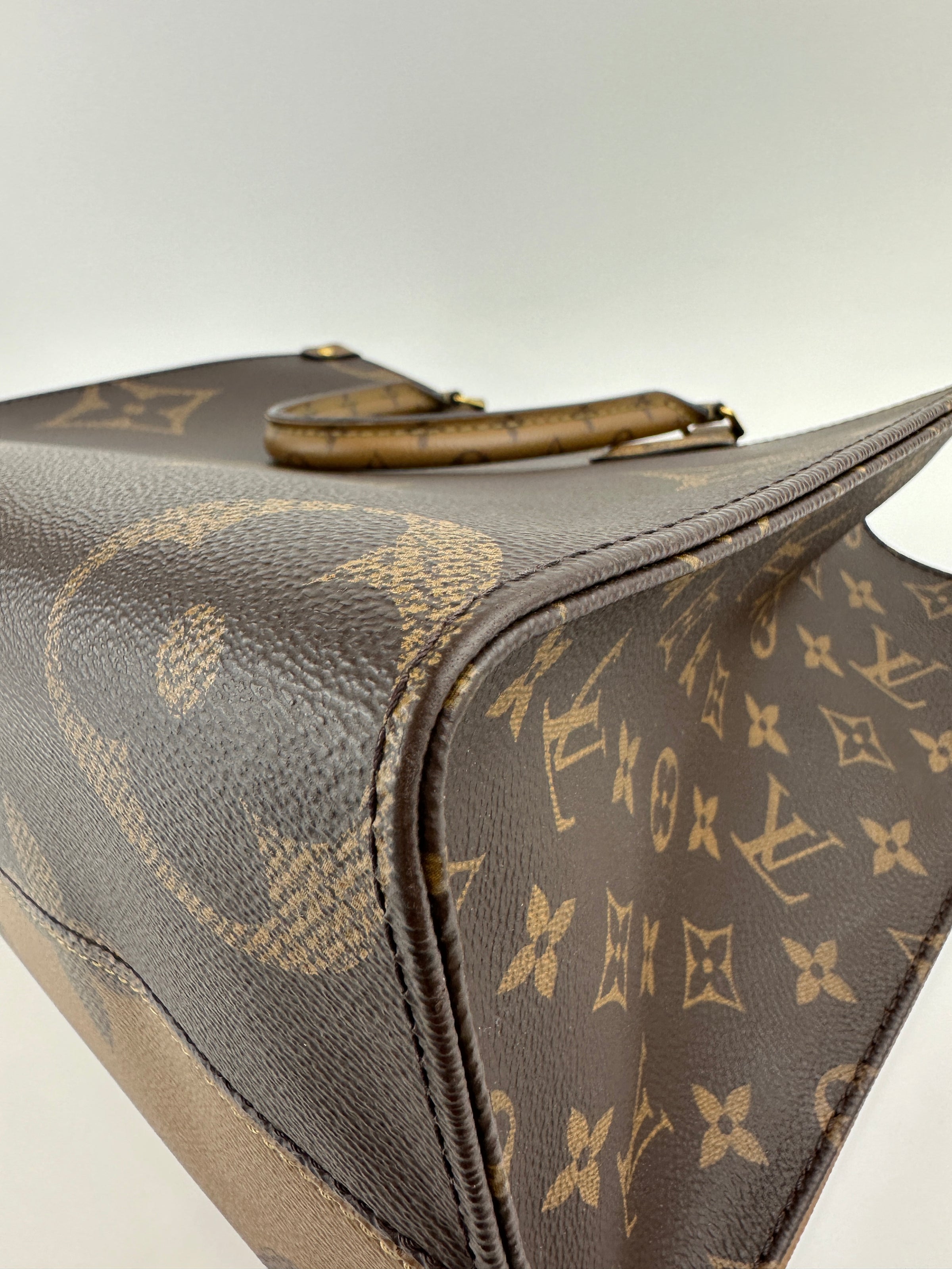 M45321 OnTheGo MM Monogram Reverse (RFID)