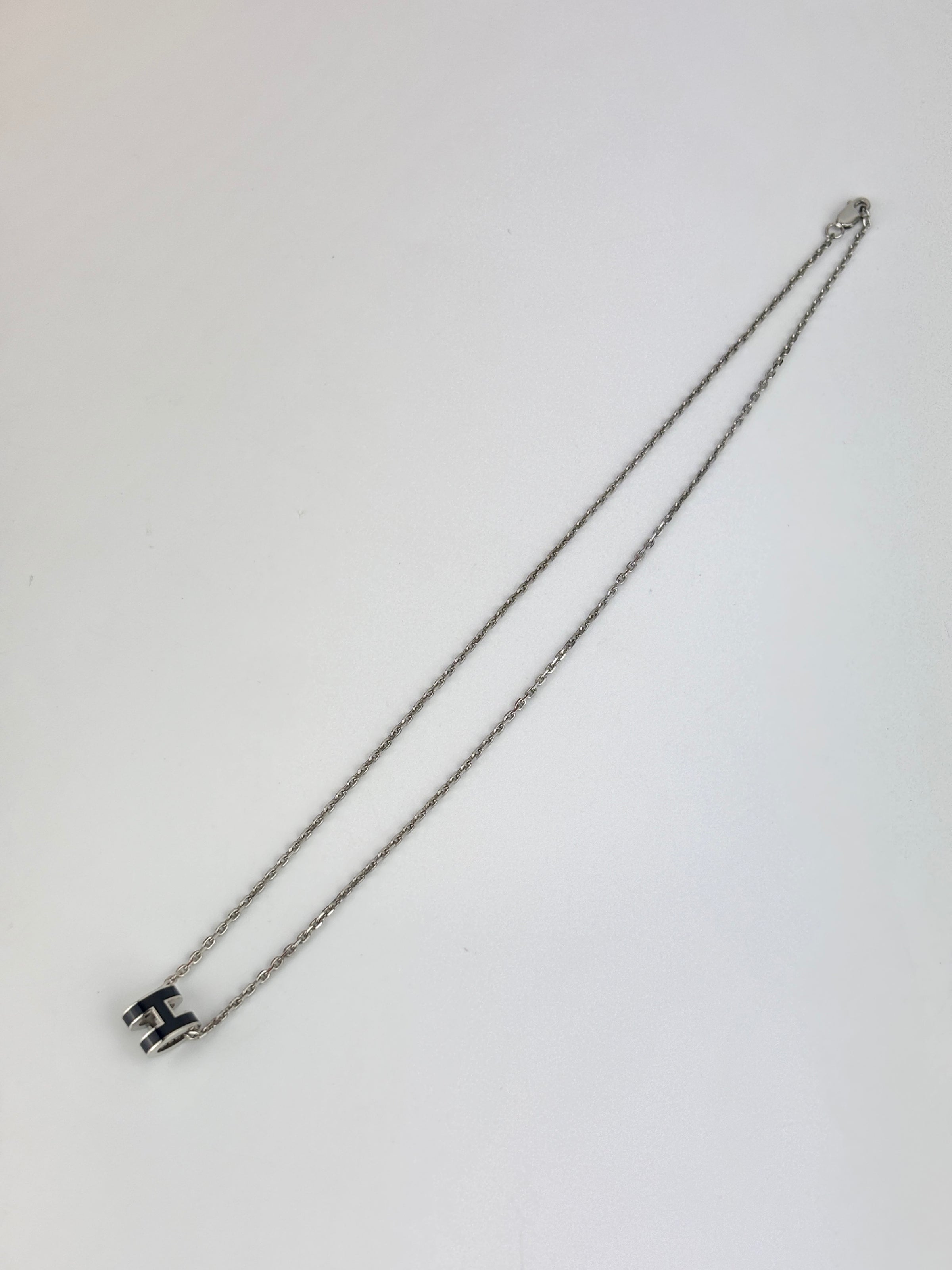 Mini Pop H Necklace Noir PHW