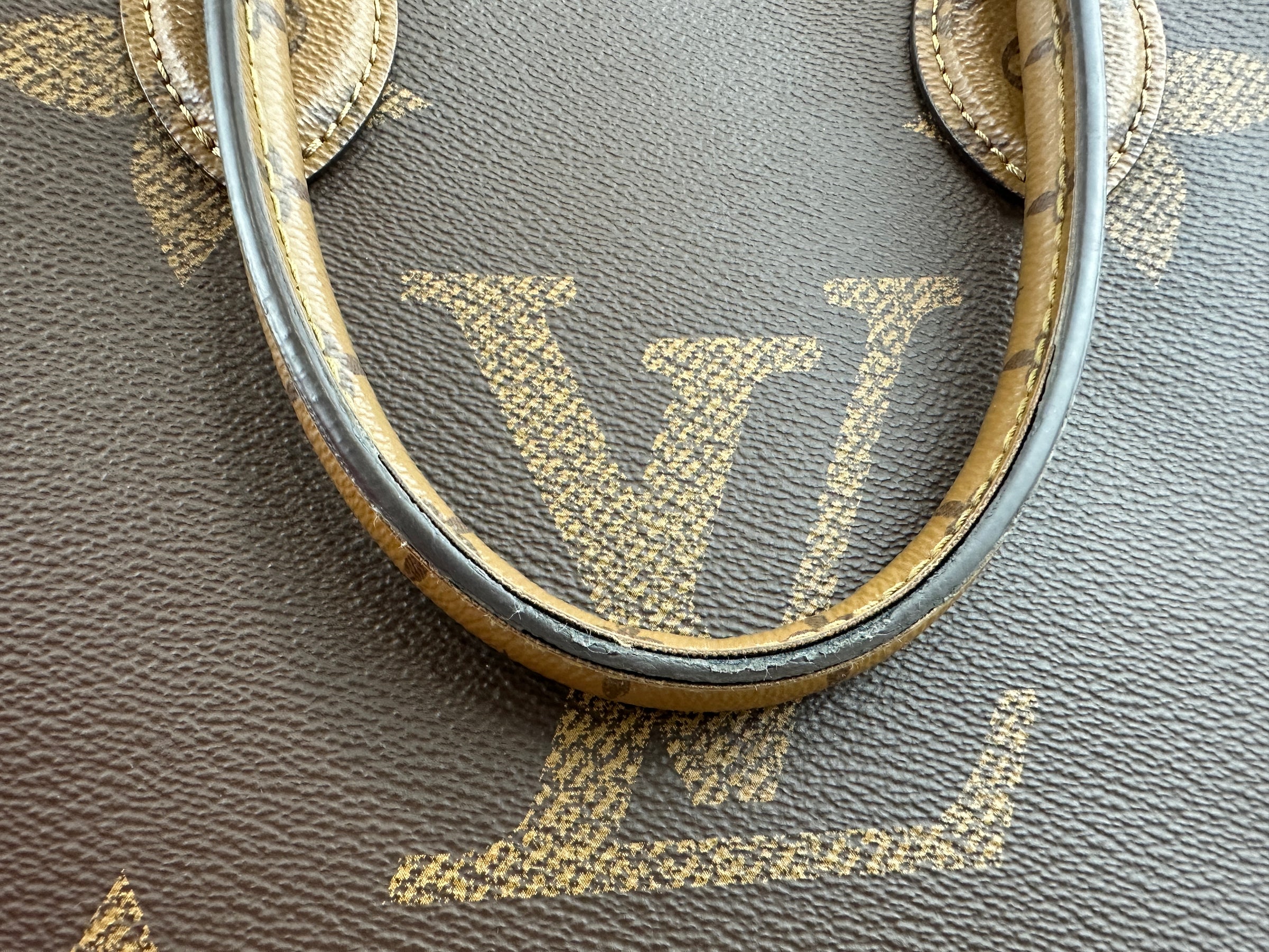 M45321 OnTheGo MM Monogram Reverse (RFID)