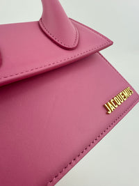 Le Chiquito Moyen Neon Pink Bag