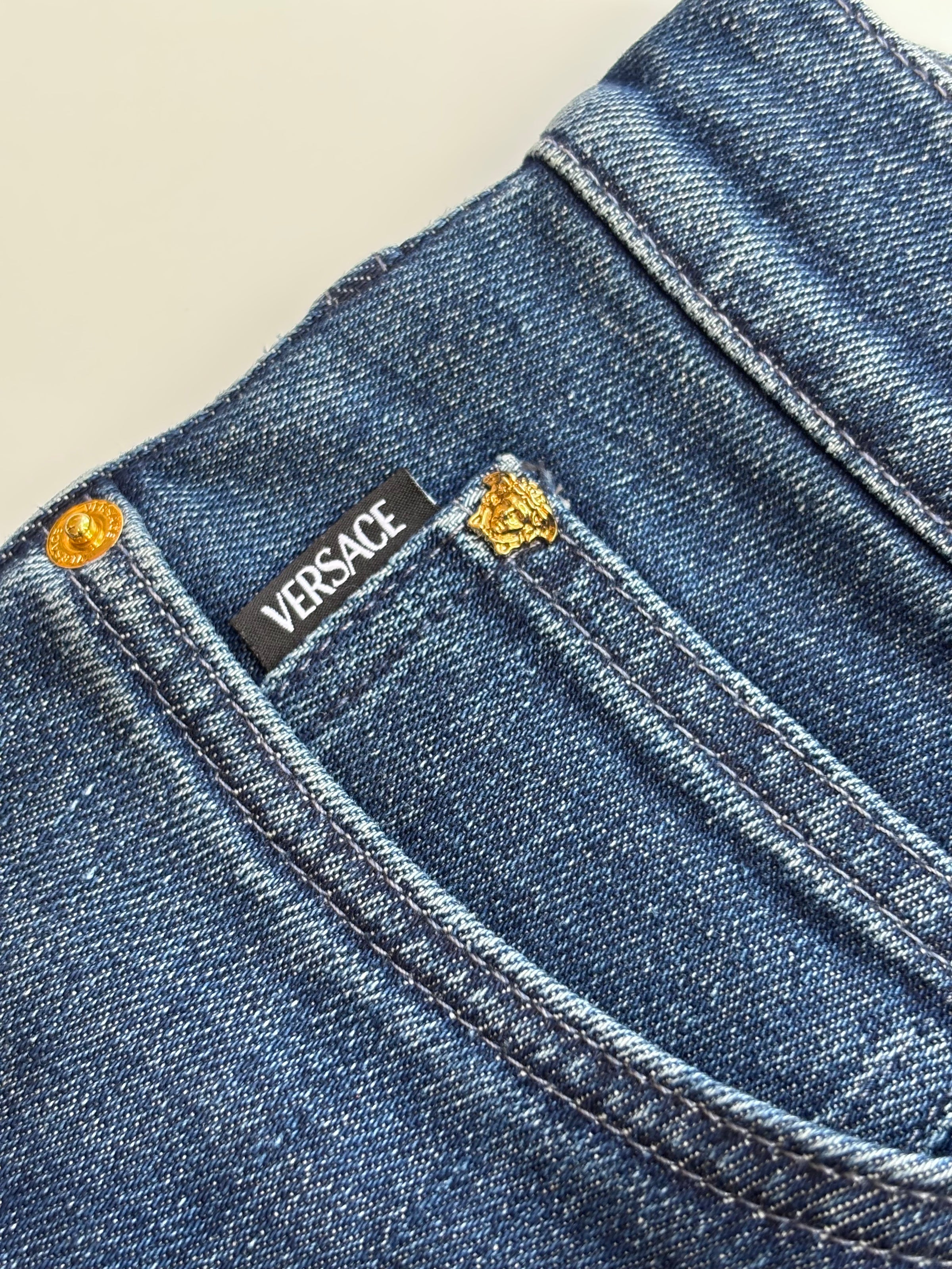 Man's Blue Denim Jeans With Medusa Detail 1006078 | Size 36 | 190/104B - Glampot