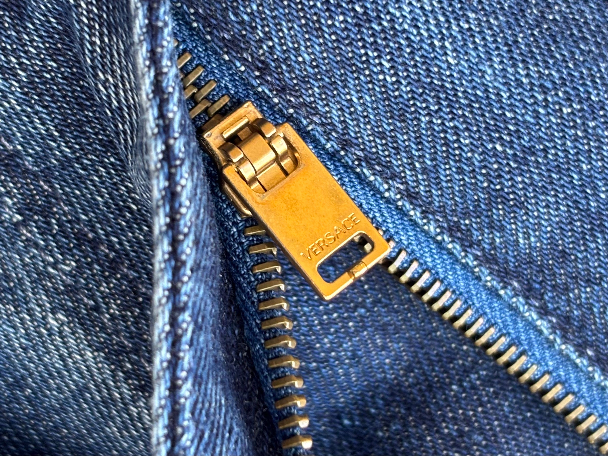 Man's Blue Denim Jeans With Medusa Detail 1006078 | Size 36 | 190/104B - Glampot