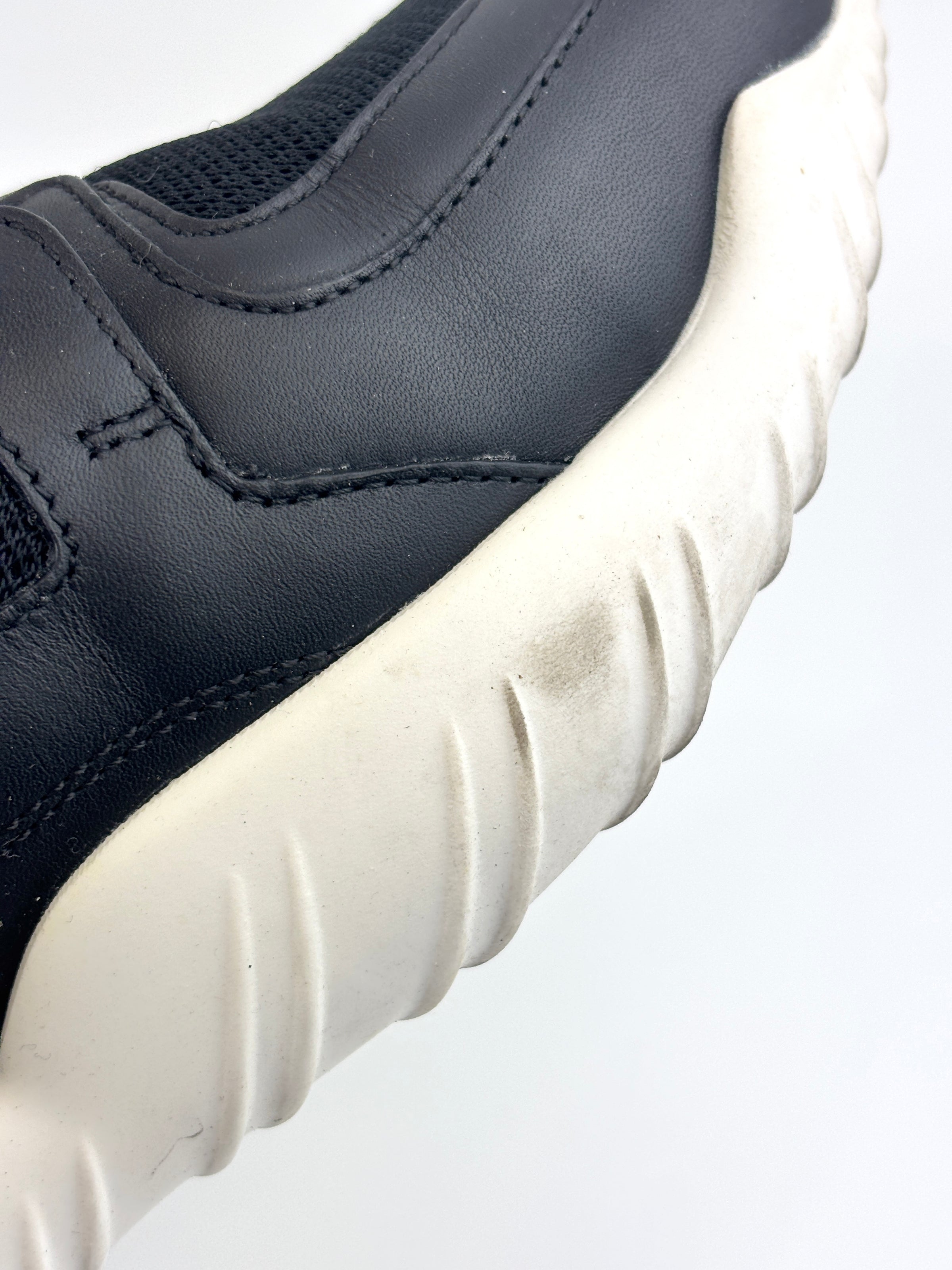 Tech Fabric Low Sneakers Size 8