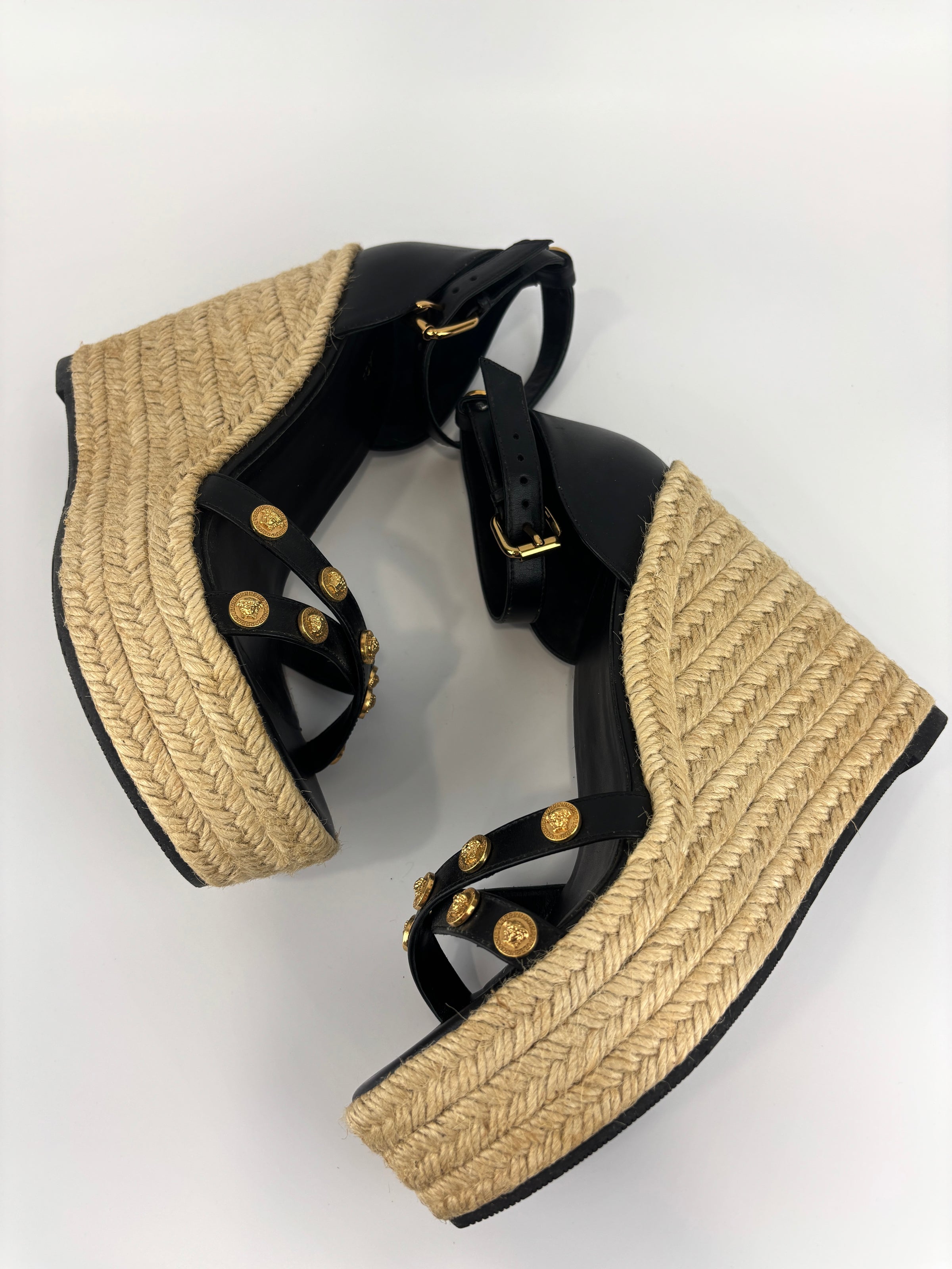 1006142 Wedge Sandals Black Size 39