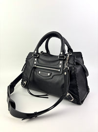 765353 Neo Classic City Small Black