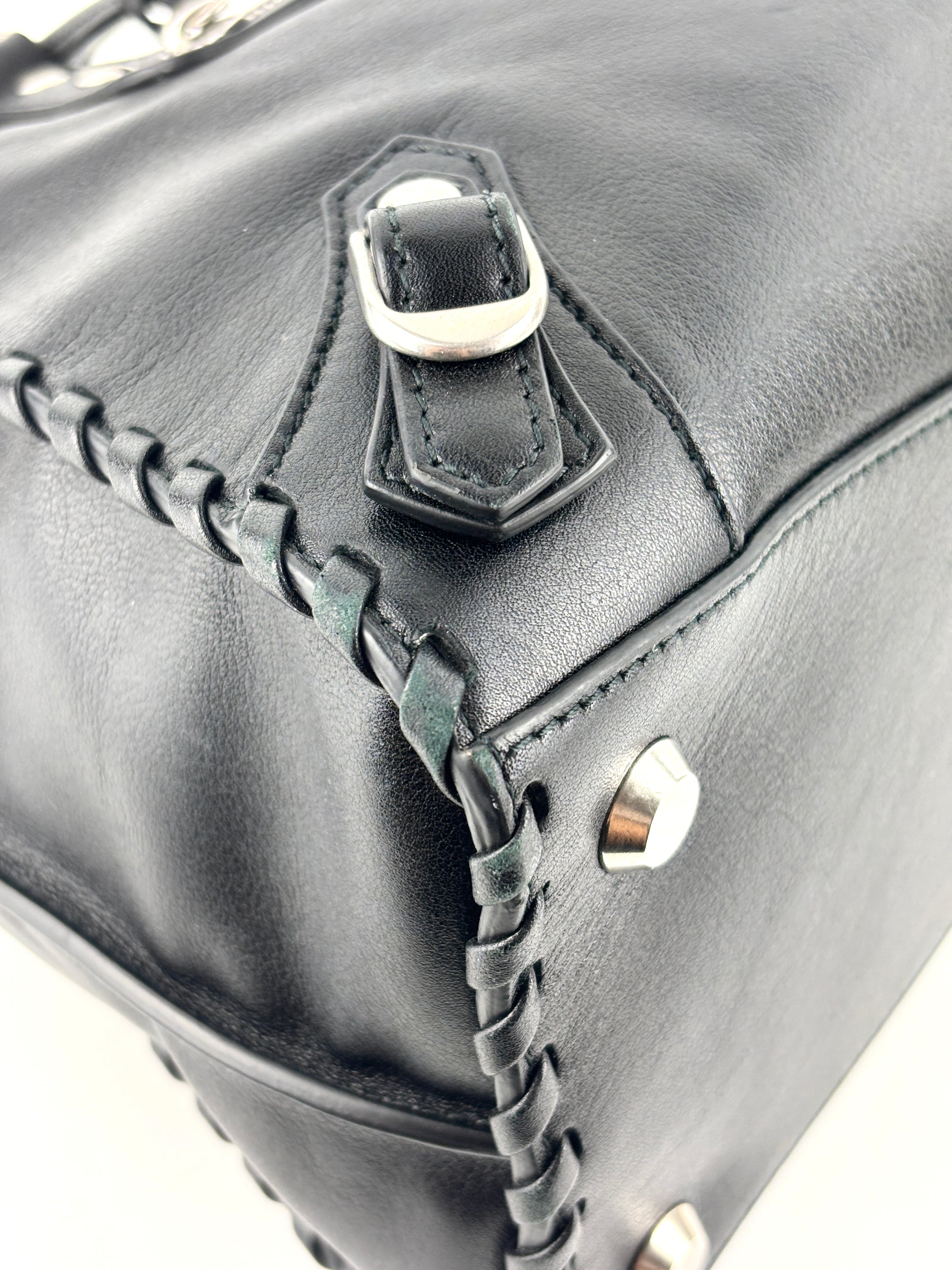 765353 Neo Classic City Small Black