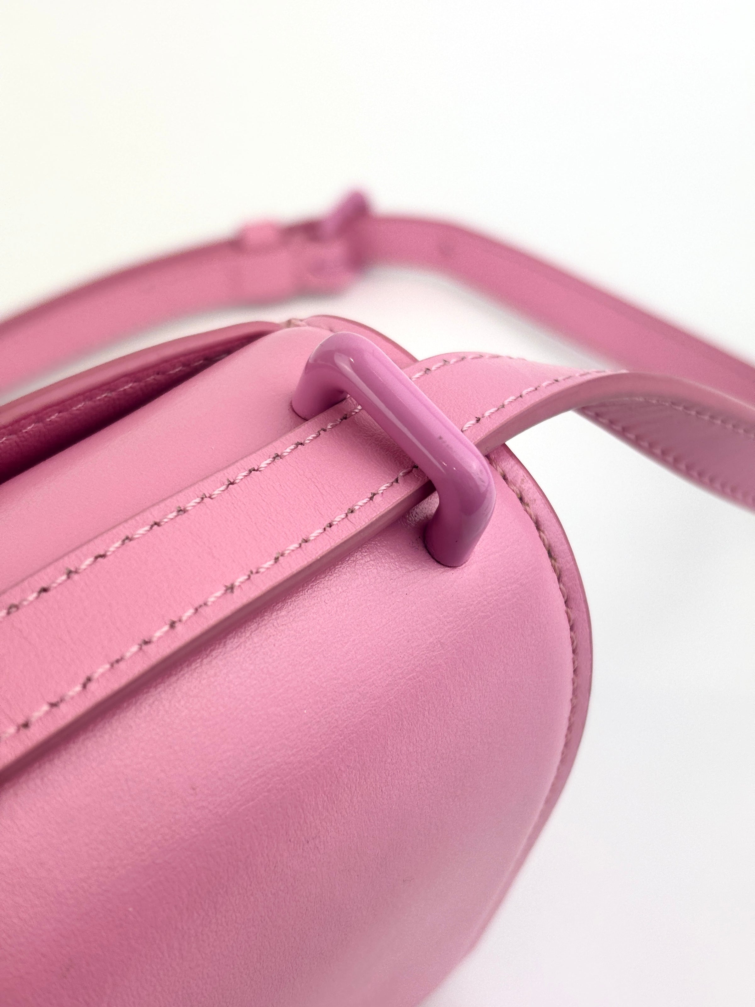 CR521 Bandit Pink Crossbody Bag - Glampot