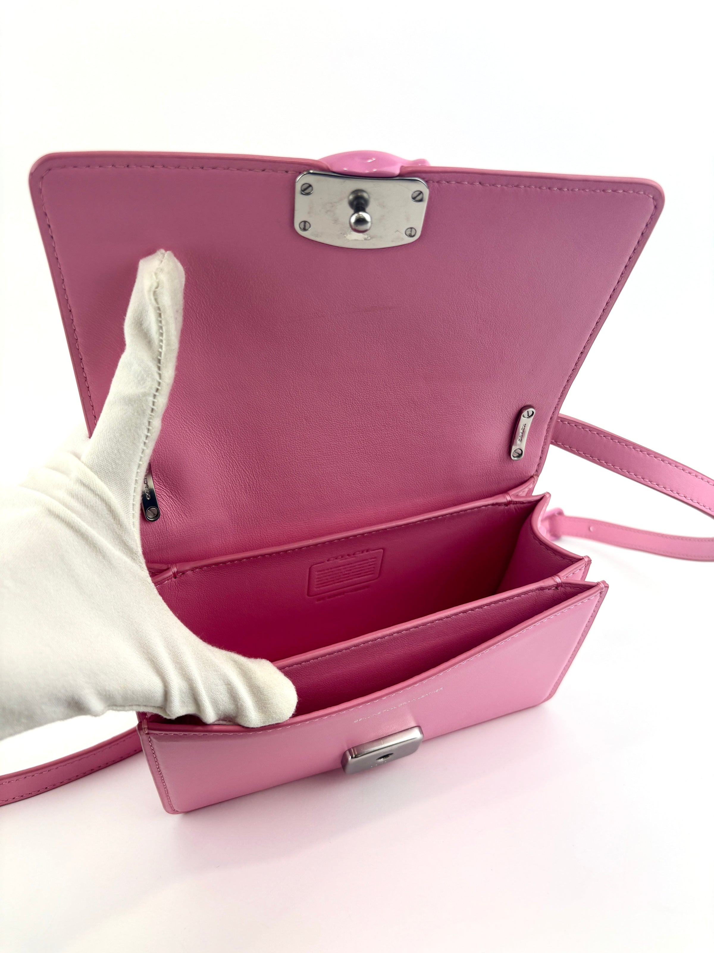 CR521 Bandit Pink Crossbody Bag - Glampot