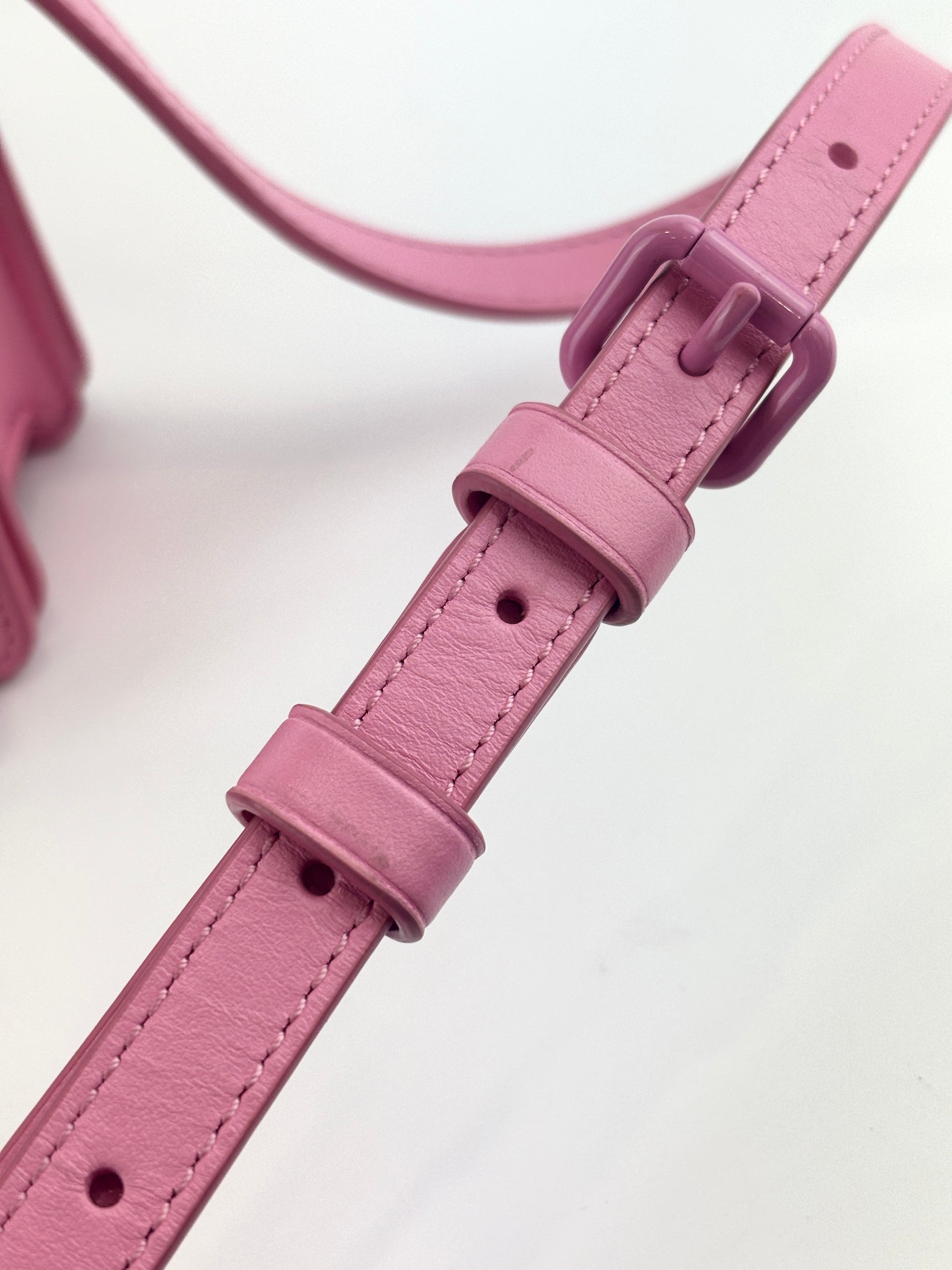 CR521 Bandit Pink Crossbody Bag - Glampot